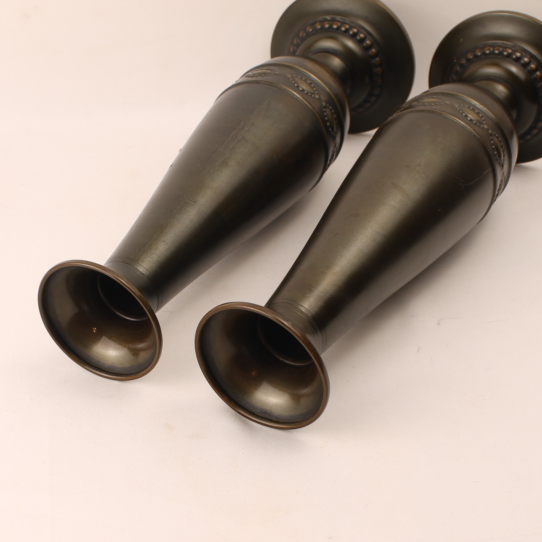 Kurz & Co Tiel Vazen - Interbellum - Messing - Model 1375 - Set van 2 -29 cm