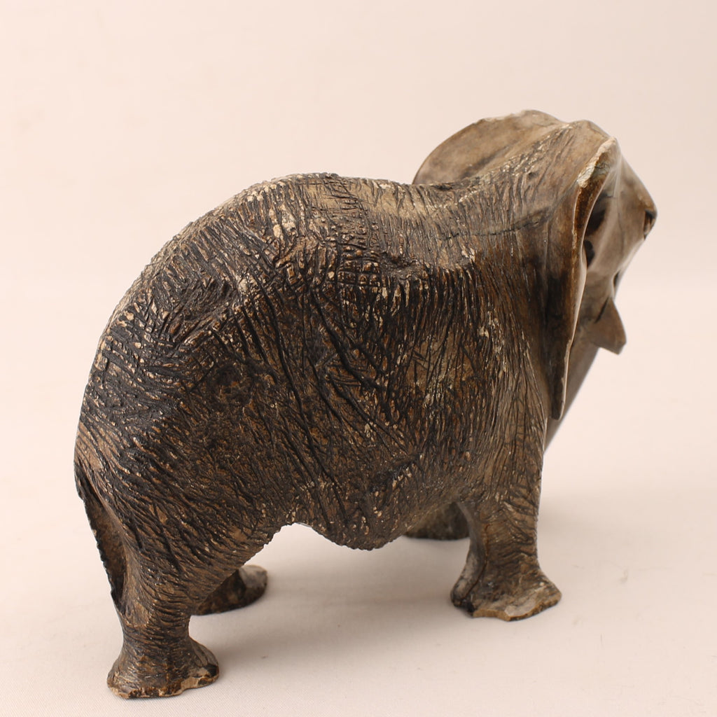 Handgesneden Stenen Olifant – Vintage Afrikaanse Speksteen Sculptuur – 16 cm
