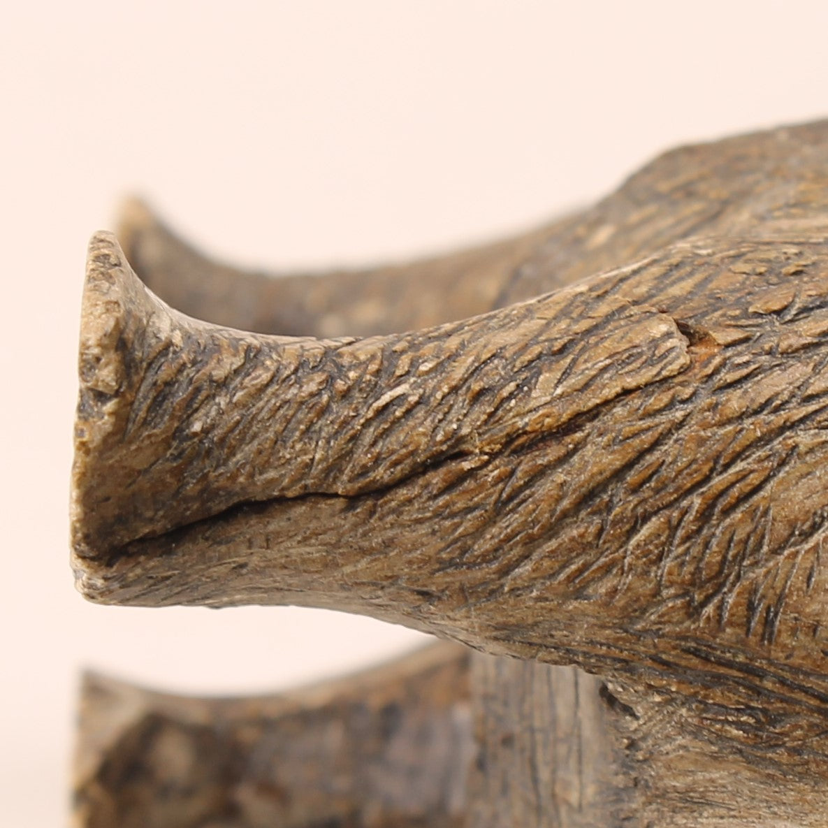 Handgesneden Stenen Olifant – Vintage Afrikaanse Speksteen Sculptuur – 16 cm