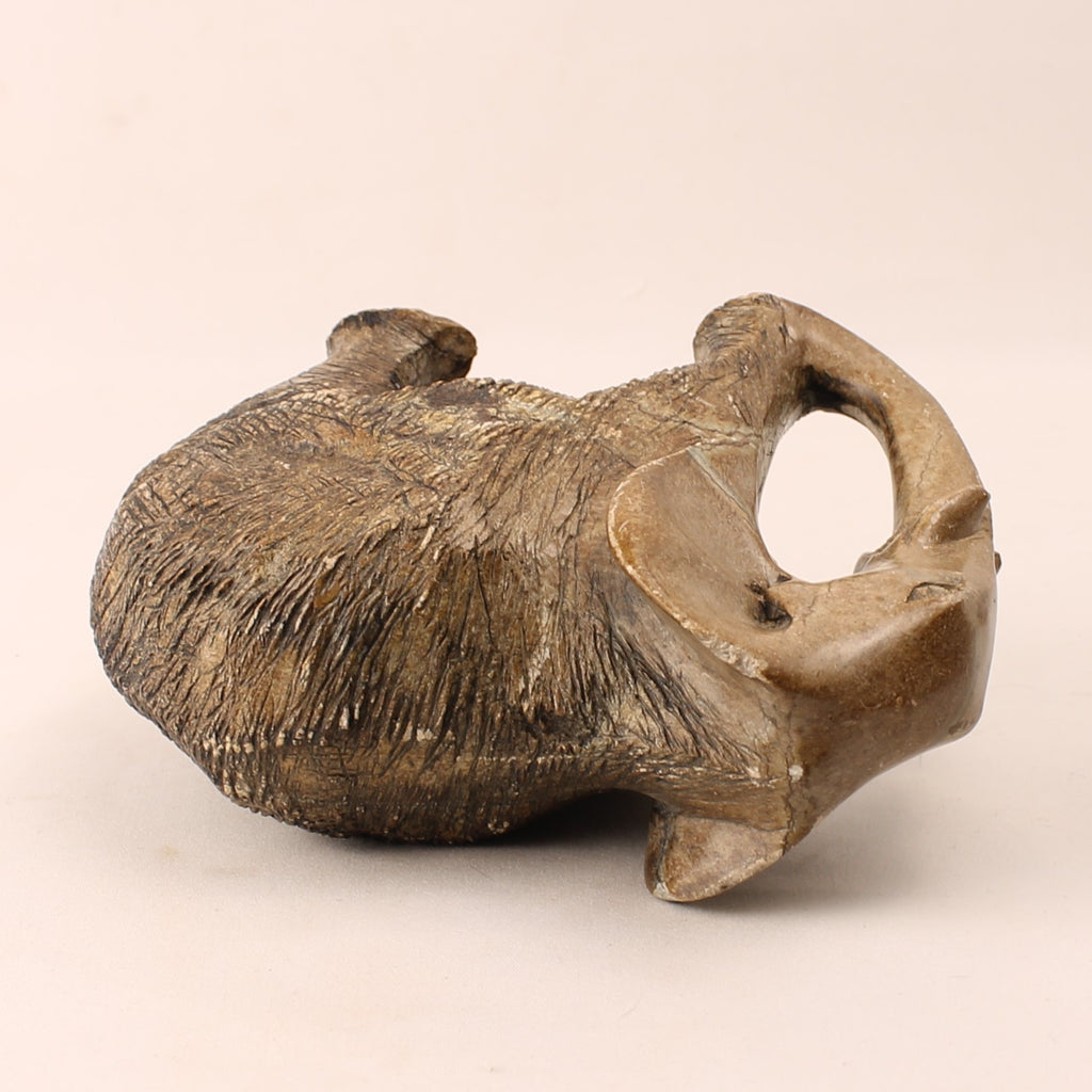 Handgesneden Stenen Olifant – Vintage Afrikaanse Speksteen Sculptuur – 16 cm