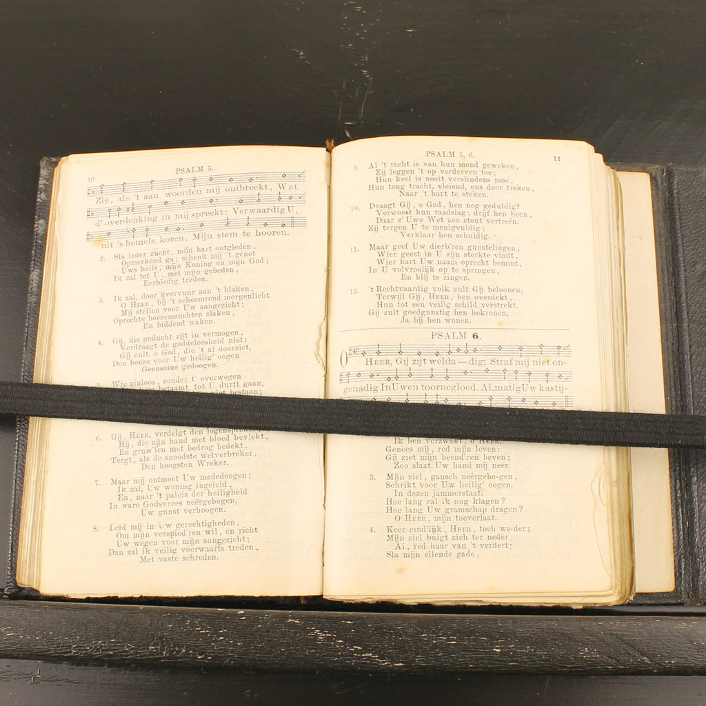 Nieuw Testament met Leren Band en Sluitflap – A. Jongbloed Leeuwarden (ca. 1860–1890)