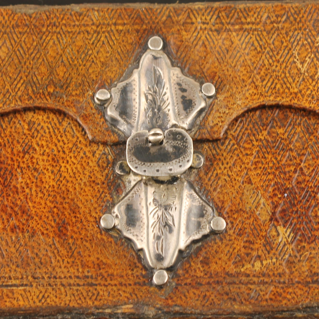 Nieuwe Testament (Statenvertaling) - Zakbijbeltje met Zilveren Sluiting en Goudsnede - 1870 Haarlem