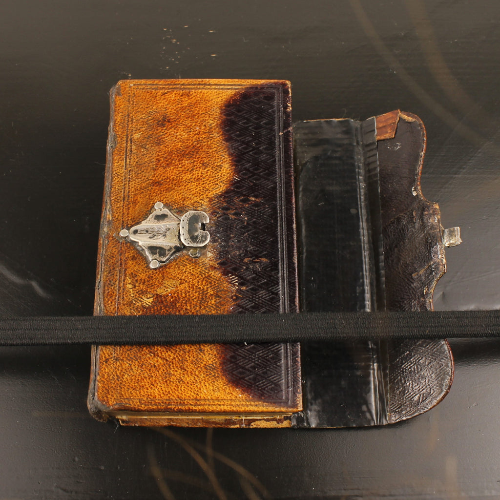 Nieuwe Testament (Statenvertaling) - Zakbijbeltje met Zilveren Sluiting en Goudsnede - 1870 Haarlem