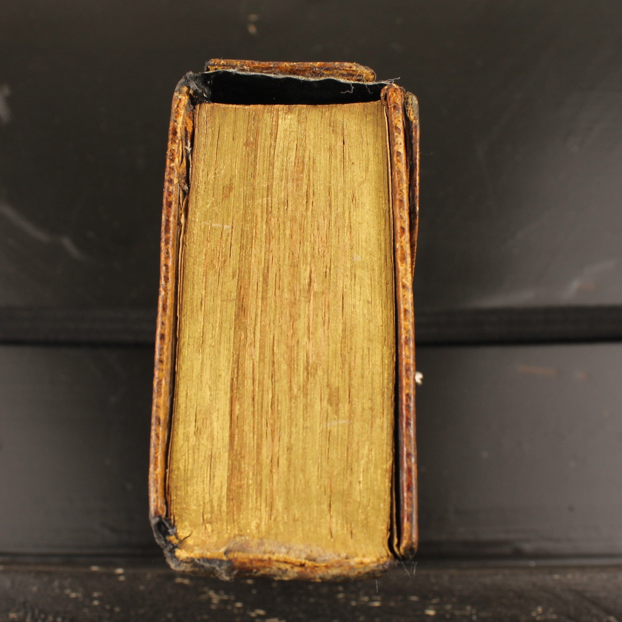 Nieuwe Testament (Statenvertaling) - Zakbijbeltje met Zilveren Sluiting en Goudsnede - 1870 Haarlem