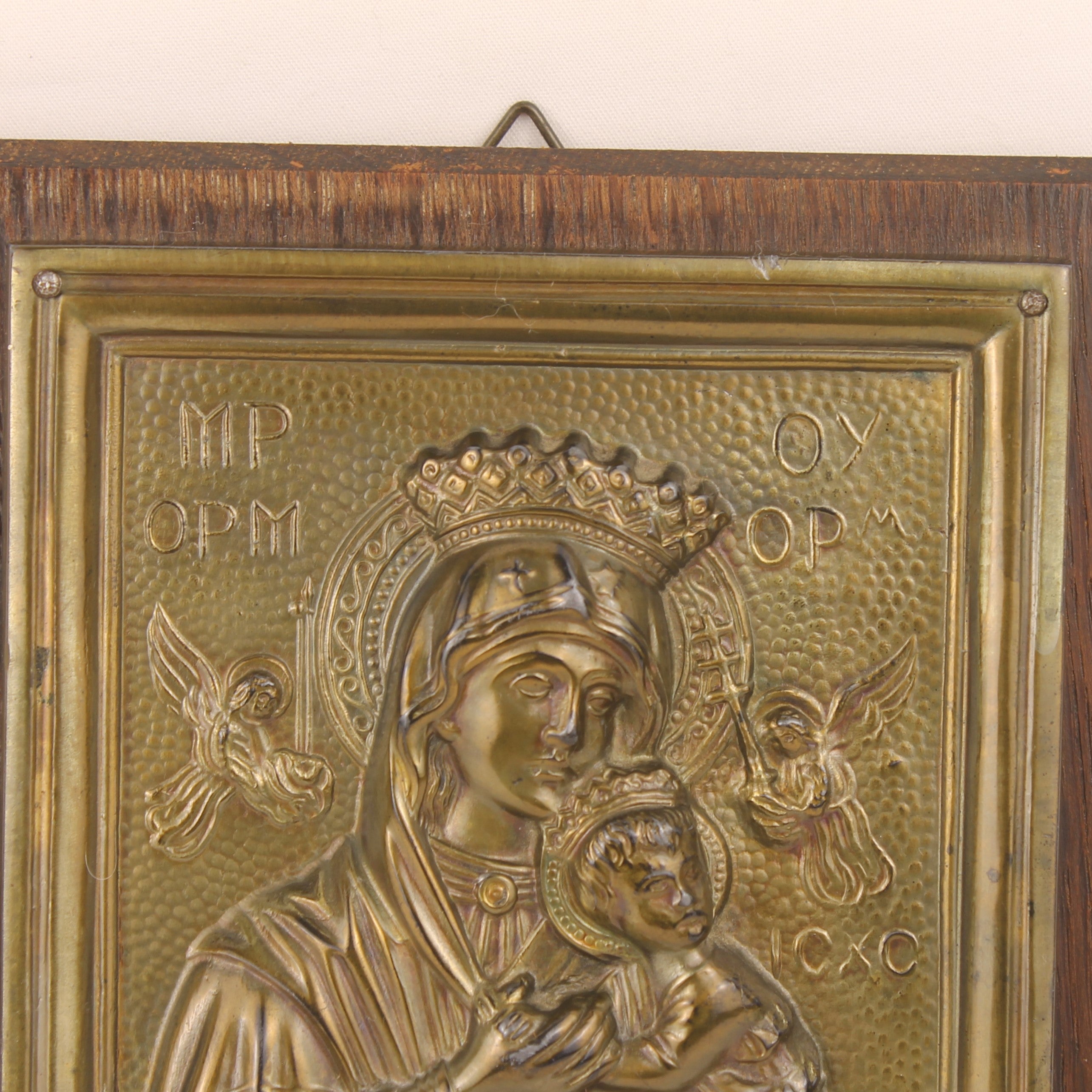 Religieuze Icoon – Maria met Kind – Byzantijnse Stijl Reliëf (ca. 1940–1970)