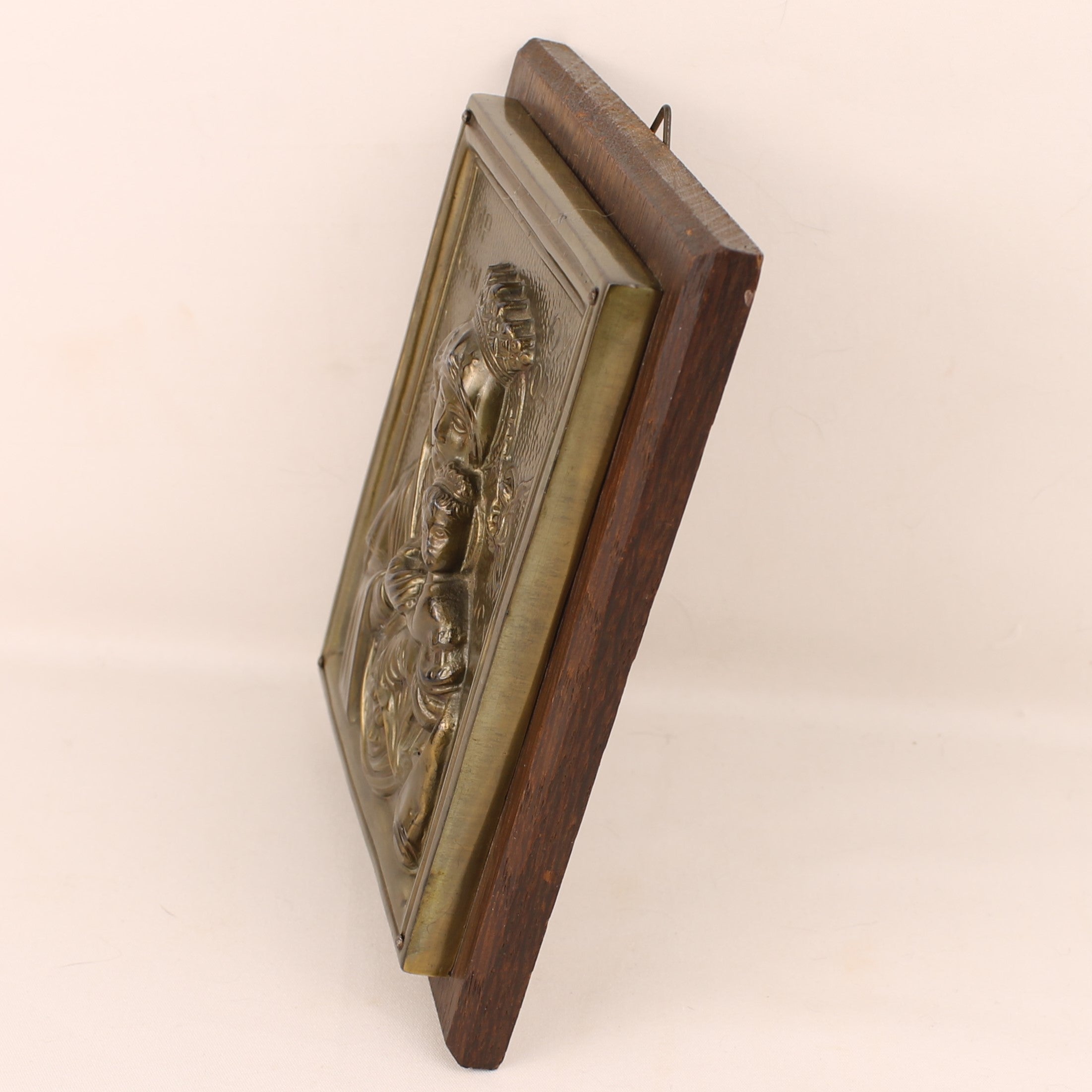 Religieuze Icoon – Maria met Kind – Byzantijnse Stijl Reliëf (ca. 1940–1970)