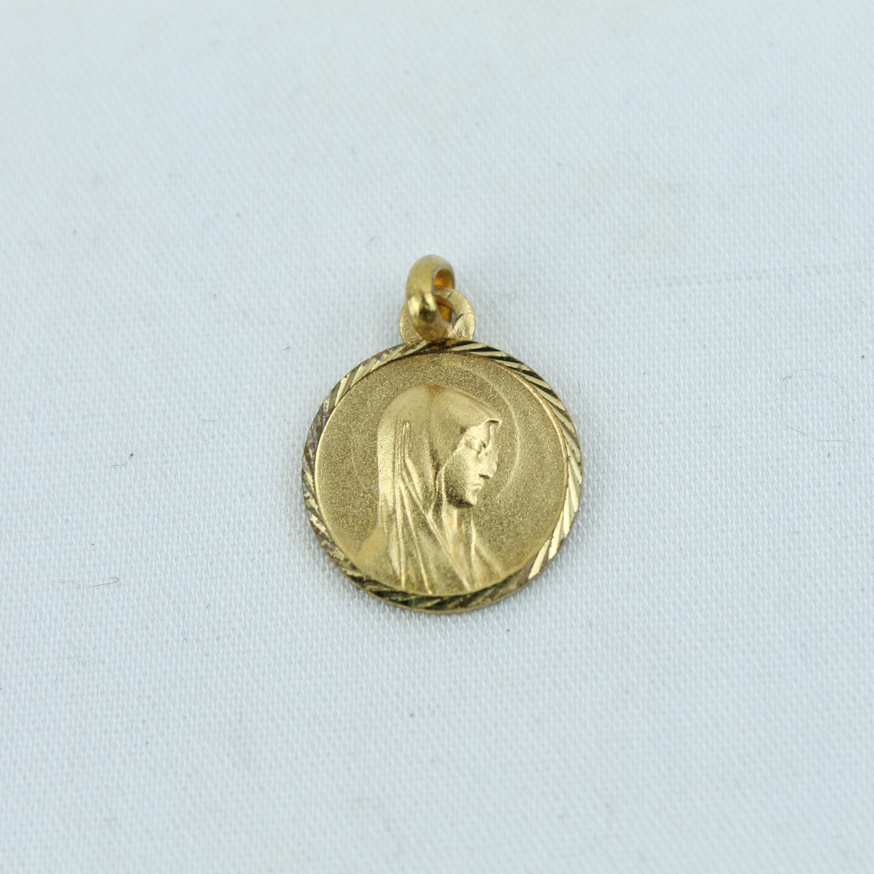 Katholieke Devotiemedaille – Maria Medaillon – Verguld Messing – 13 mm