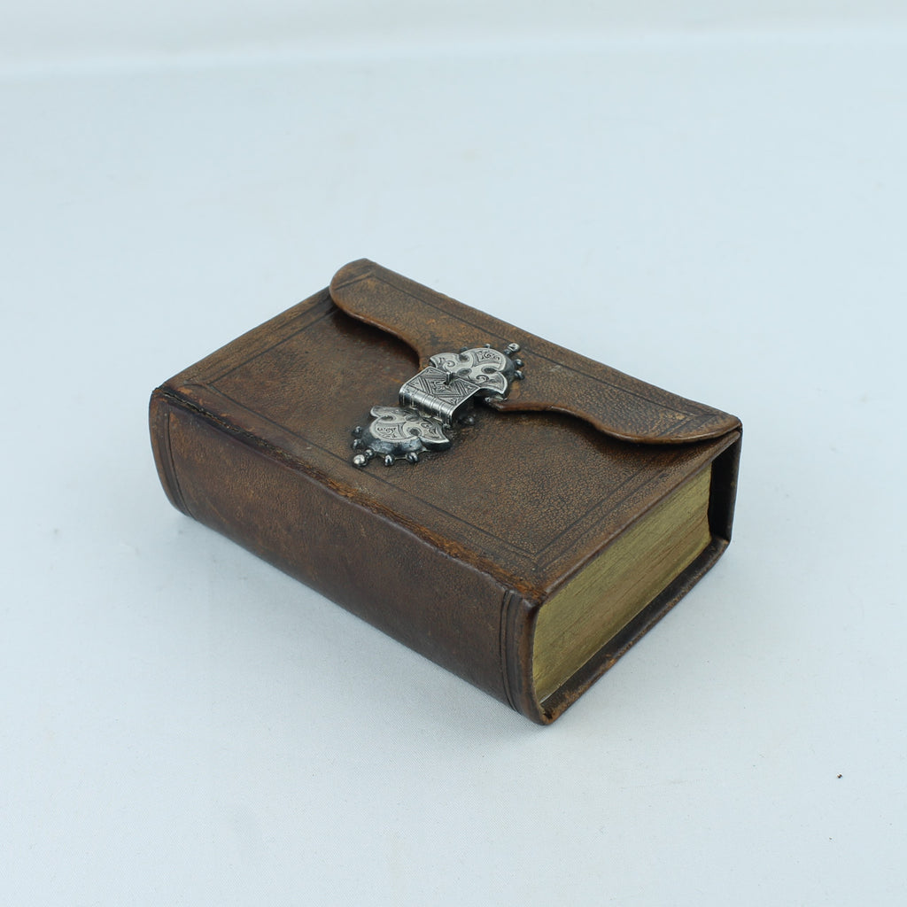 Nieuw Testament (Statenvertaling) - Zakbijbeltje met Sluiting - Haarlem 1885