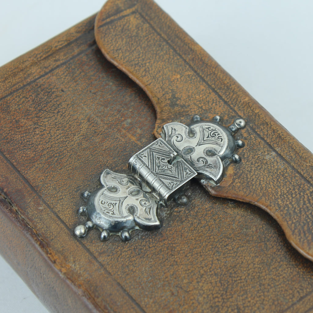 Nieuw Testament (Statenvertaling) - Zakbijbeltje met Sluiting - Haarlem 1885