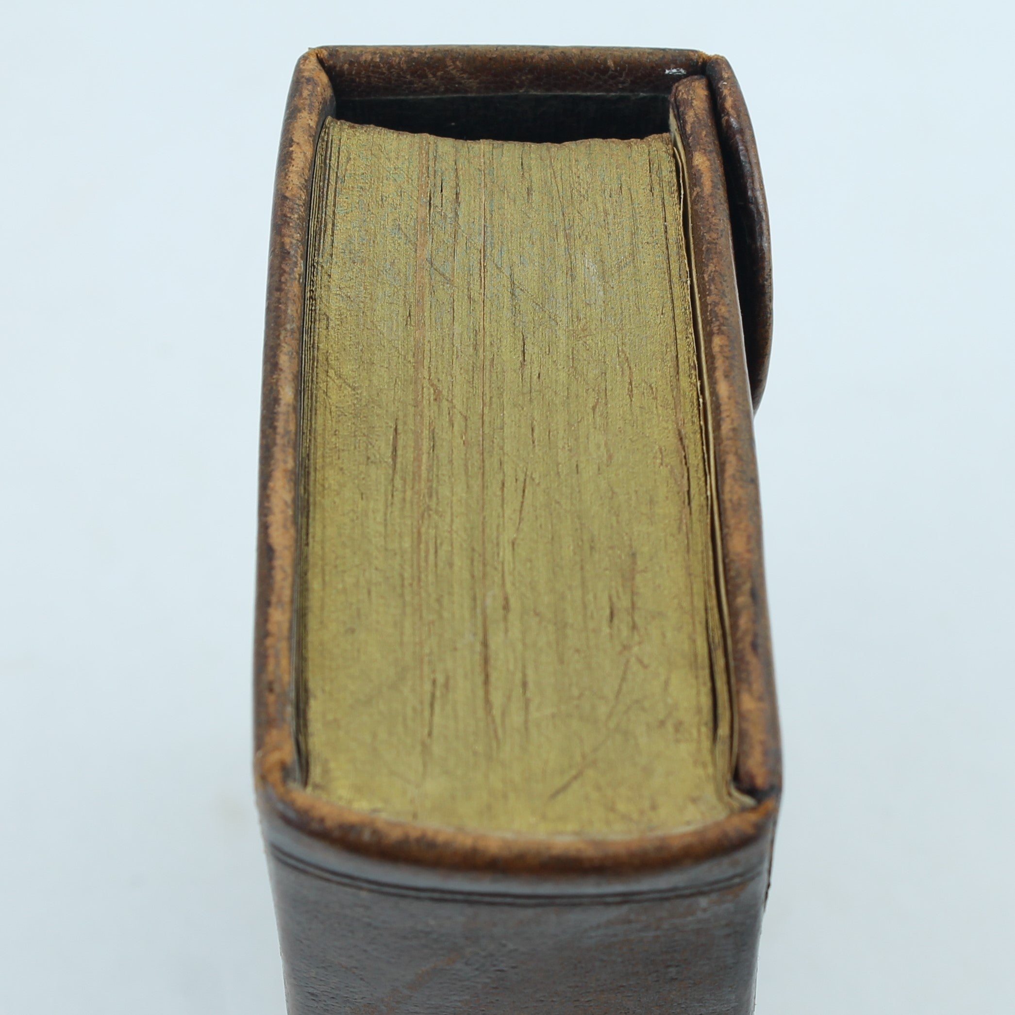 Nieuw Testament (Statenvertaling) - Zakbijbeltje met Sluiting - Haarlem 1885