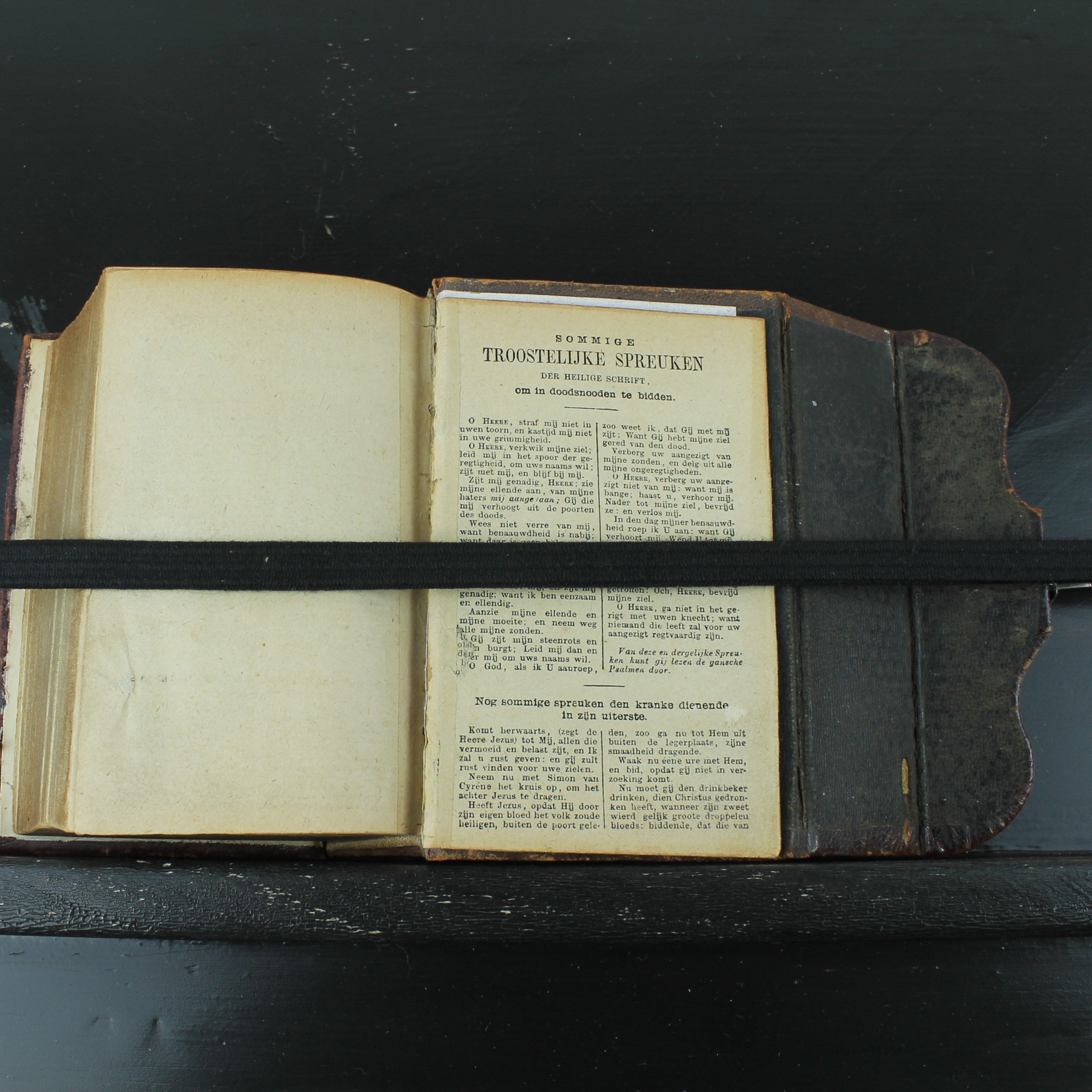 Nieuw Testament (Statenvertaling) - Zakbijbeltje met Sluiting - Haarlem 1885