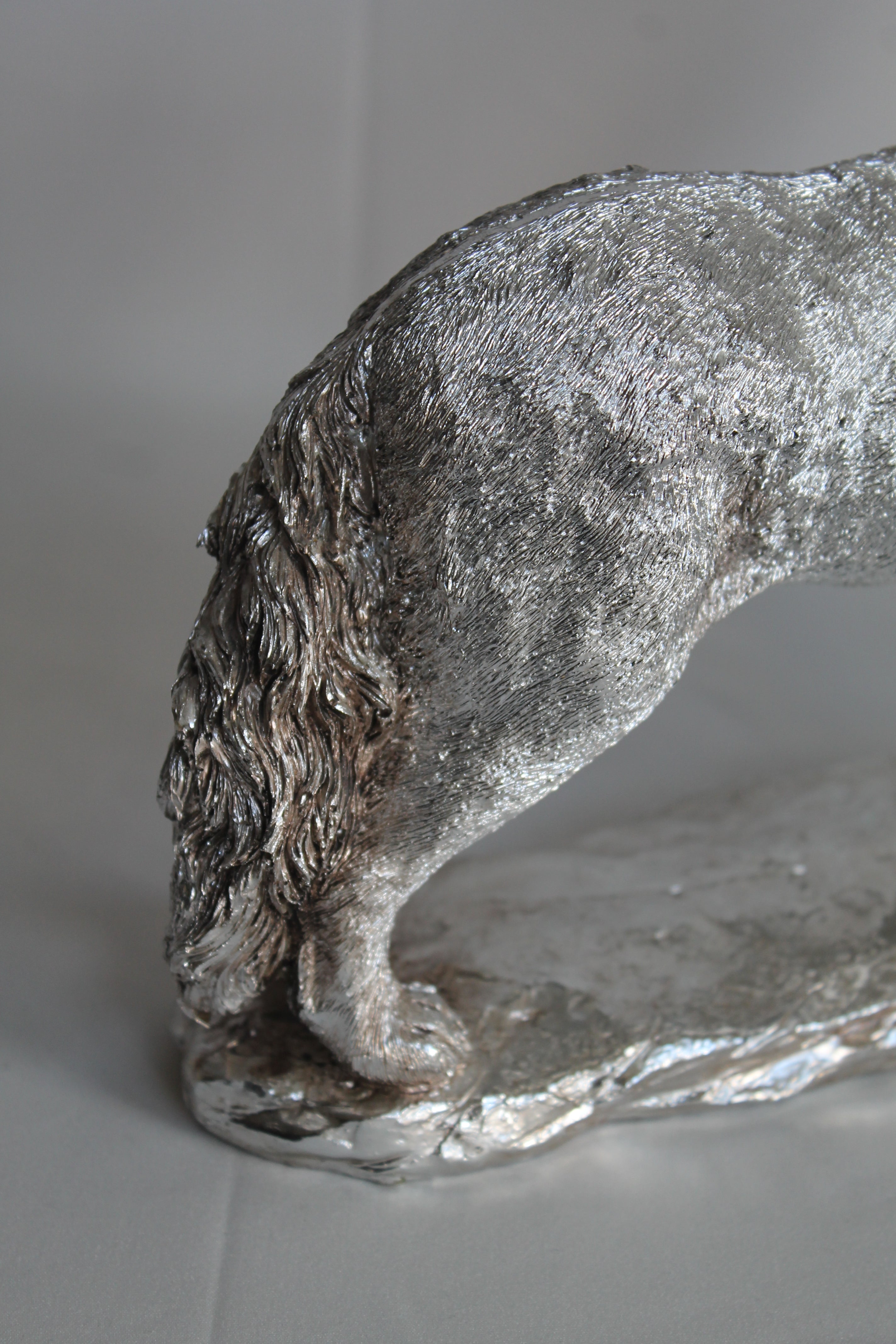 Howling Wolf | Sculpture en métal léger
