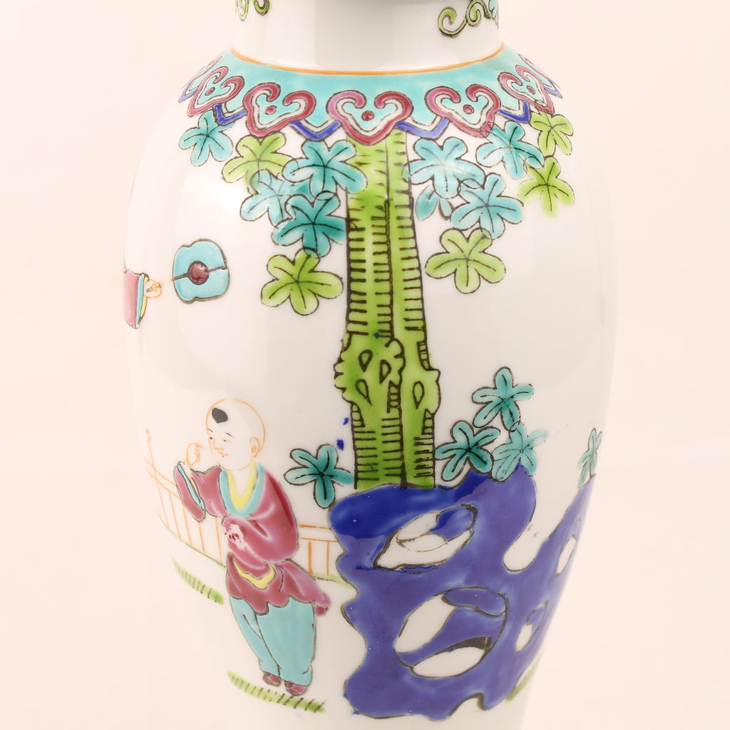 Chinese Jingdezhen Porseleinen Dekselvaas met Figuren – Handbeschilderd Vintage Porselein (26 cm)