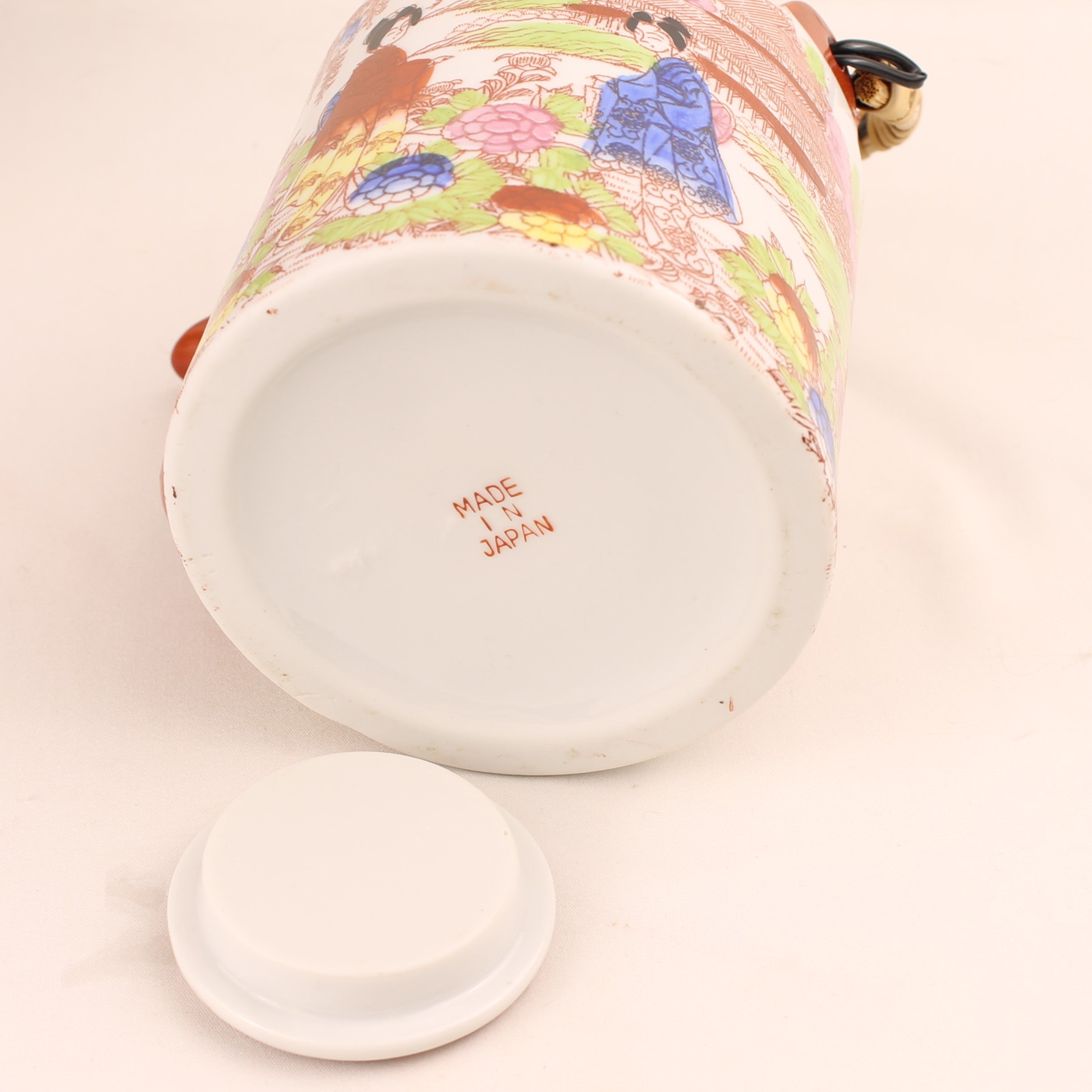 Japanse Geisha Theeset – 2 Theepotten – 4 Kop & Schotel – Made in Japan ca. 1950