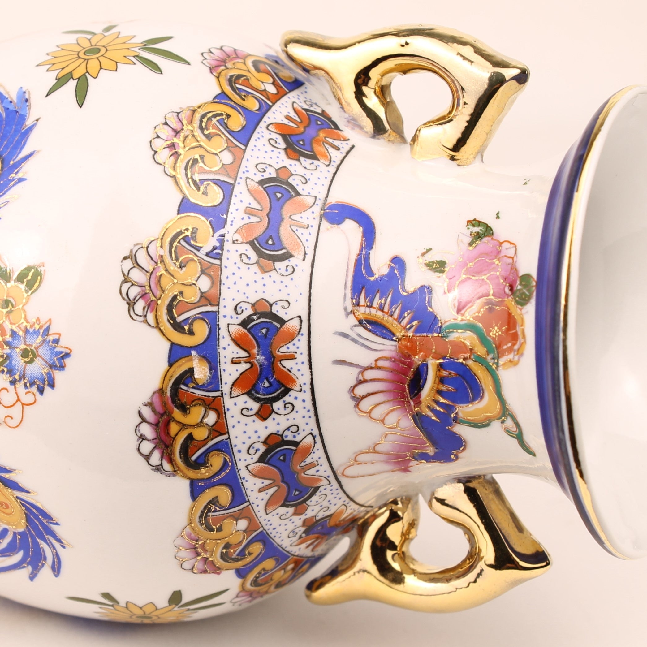 Japanese Phoenix Vase – Double Gilded Handles – 20 cm – c. 1930–1950