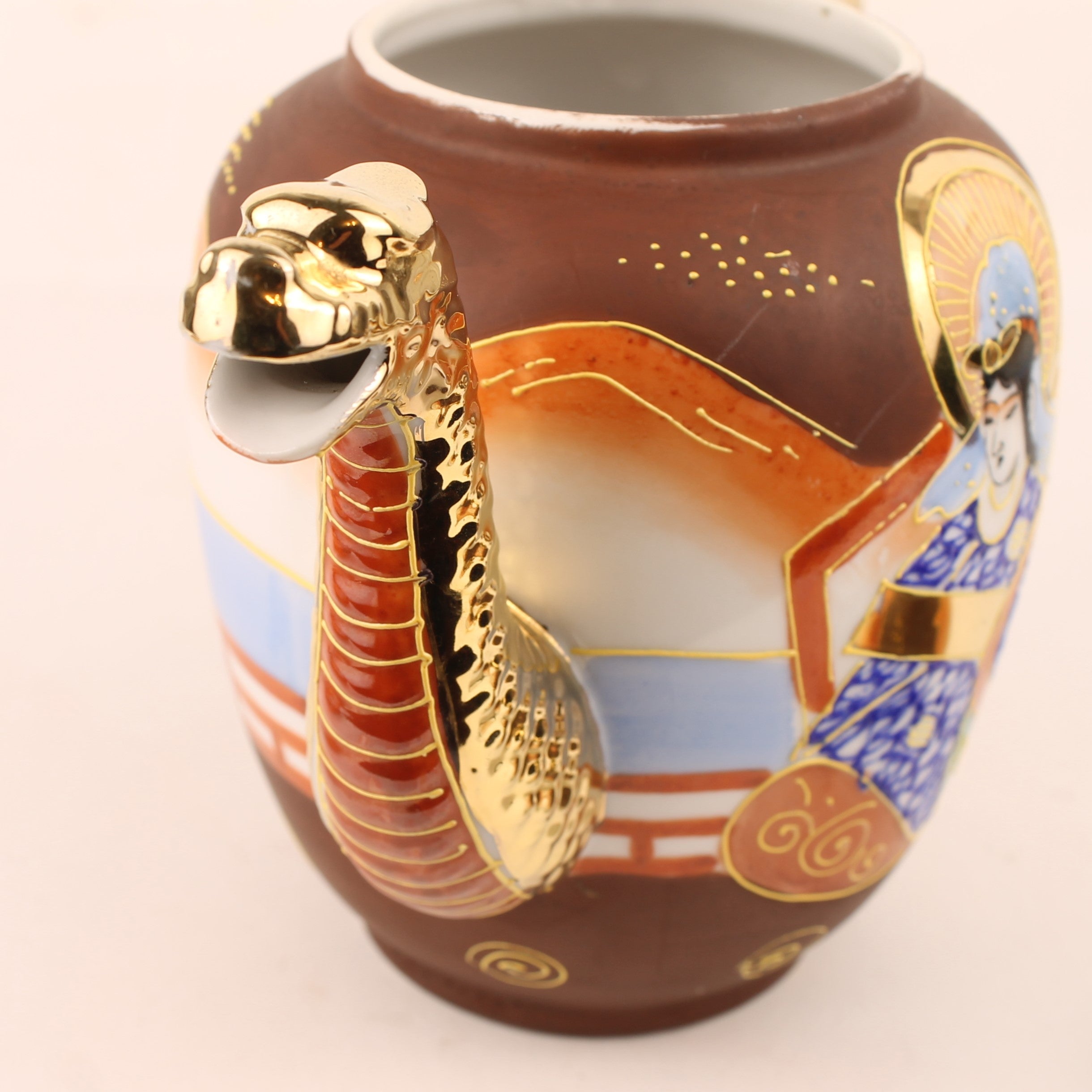 Japanse Satsuma Stijl Theeset met Draken Theepot – Eggshell Porselein & Moriage Decor – Showa Periode