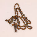 Franse Rozenkrans met Houten Kralen en Kruis met Metalen Omlijsting ca 1940–1960