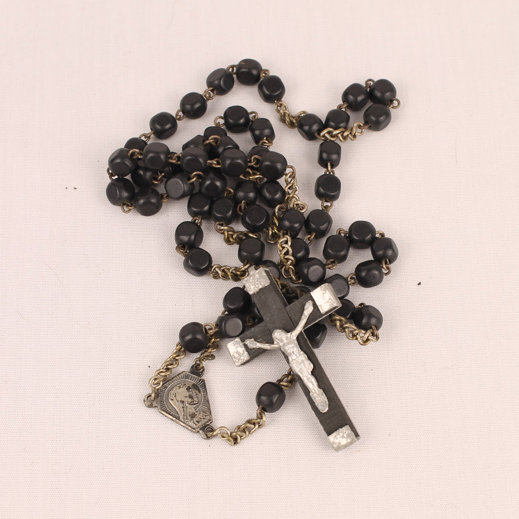 Franse Vintage Rozenkrans met Houten Kralen en Heiligenmedaille ca 1930–1960