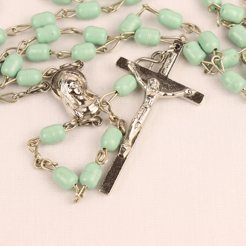 Italiaanse rozenkrans met mintgroene kralen en crucifix