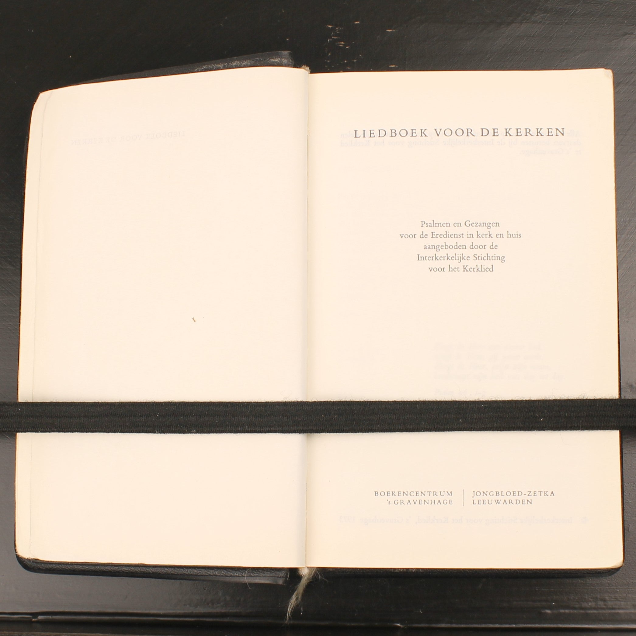 Liedboek voor de Kerken 1973 – Zwart kunstleren band met goudopdruk