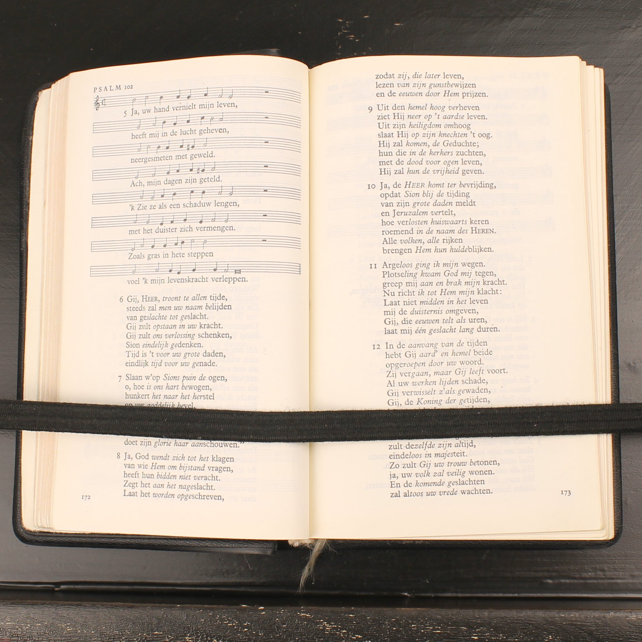 Liedboek voor de Kerken 1973 – Zwart kunstleren band met goudopdruk