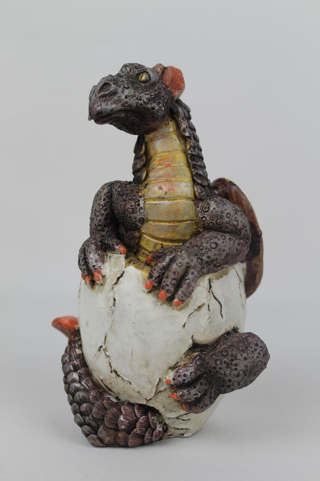 Dragon Hatchling | Handbewerkt resin