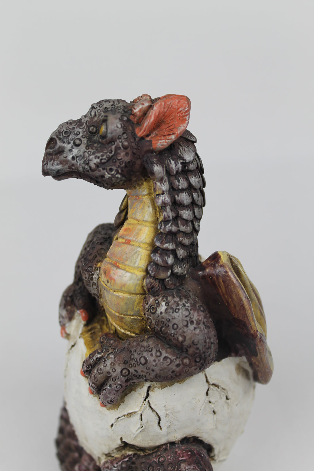 Dragon Hatchling | Handbewerkt resin