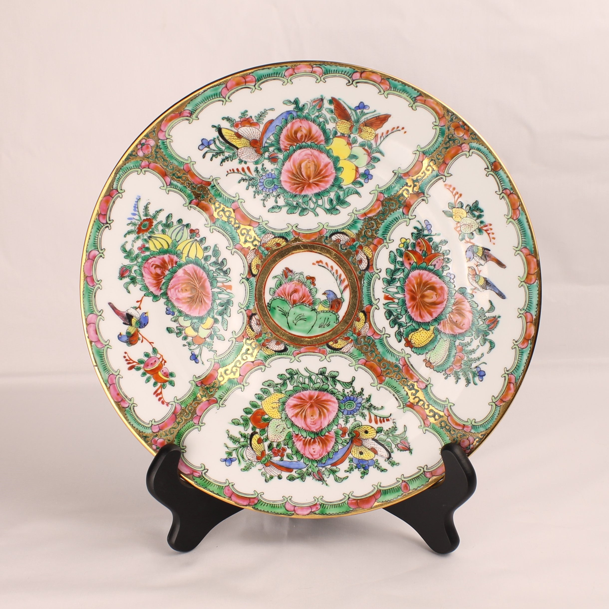 Chinees Famille Rose Bord – Rose Canton Stijl – Bloemen & Vlinders – Ø25,5 cm
