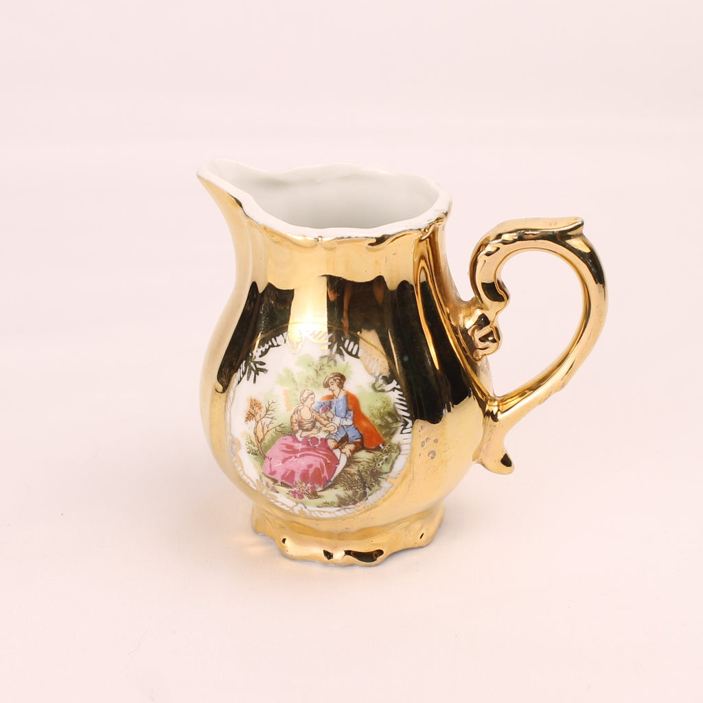 Porseleinen Roomkannetje met Goudluster en Romantische Scène 7,5 cm