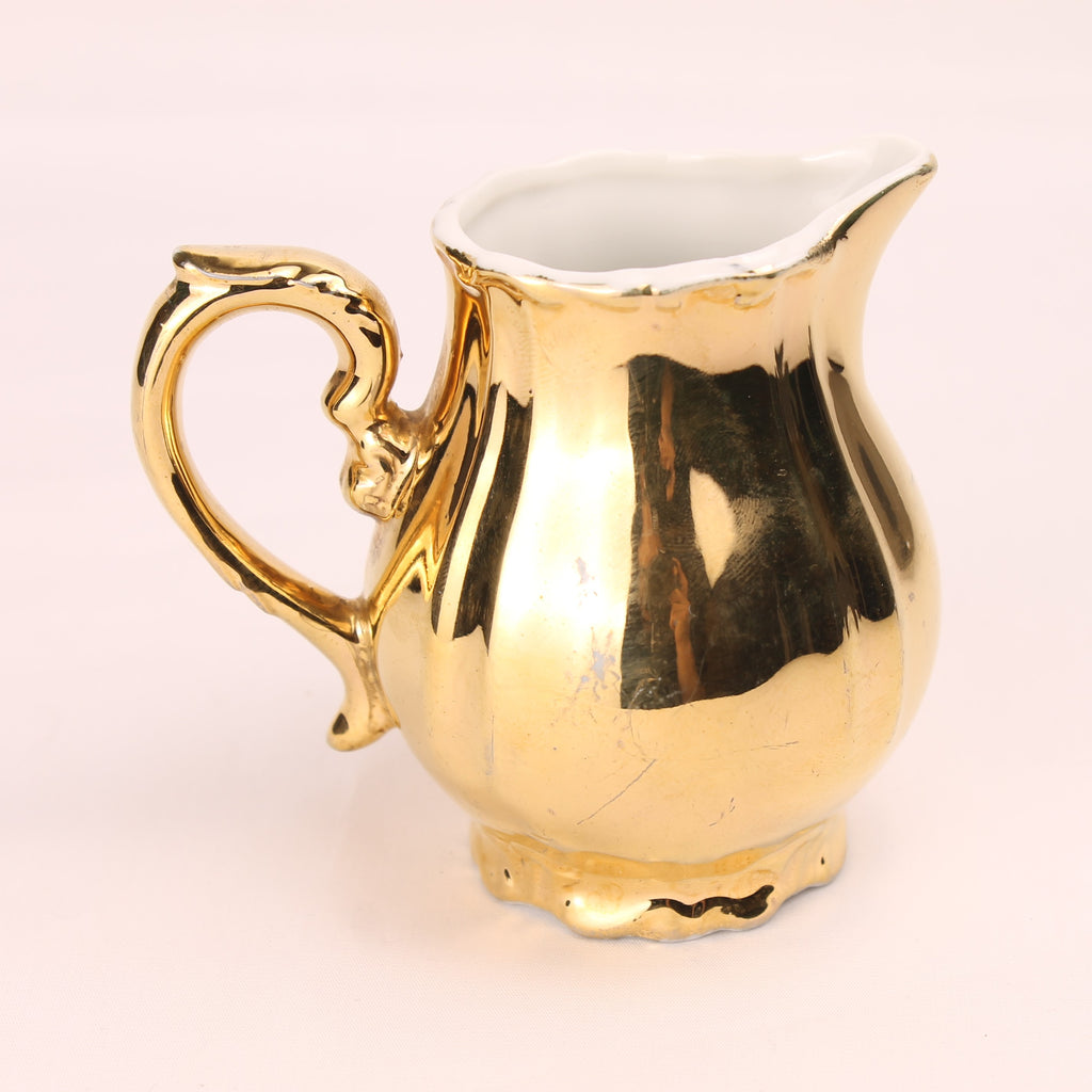 Porseleinen Roomkannetje met Goudluster en Romantische Scène 7,5 cm