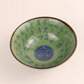 Chinees Porseleinen Schaaltje met Groene Glazuur en Blauw Decor – Xuande Stijl