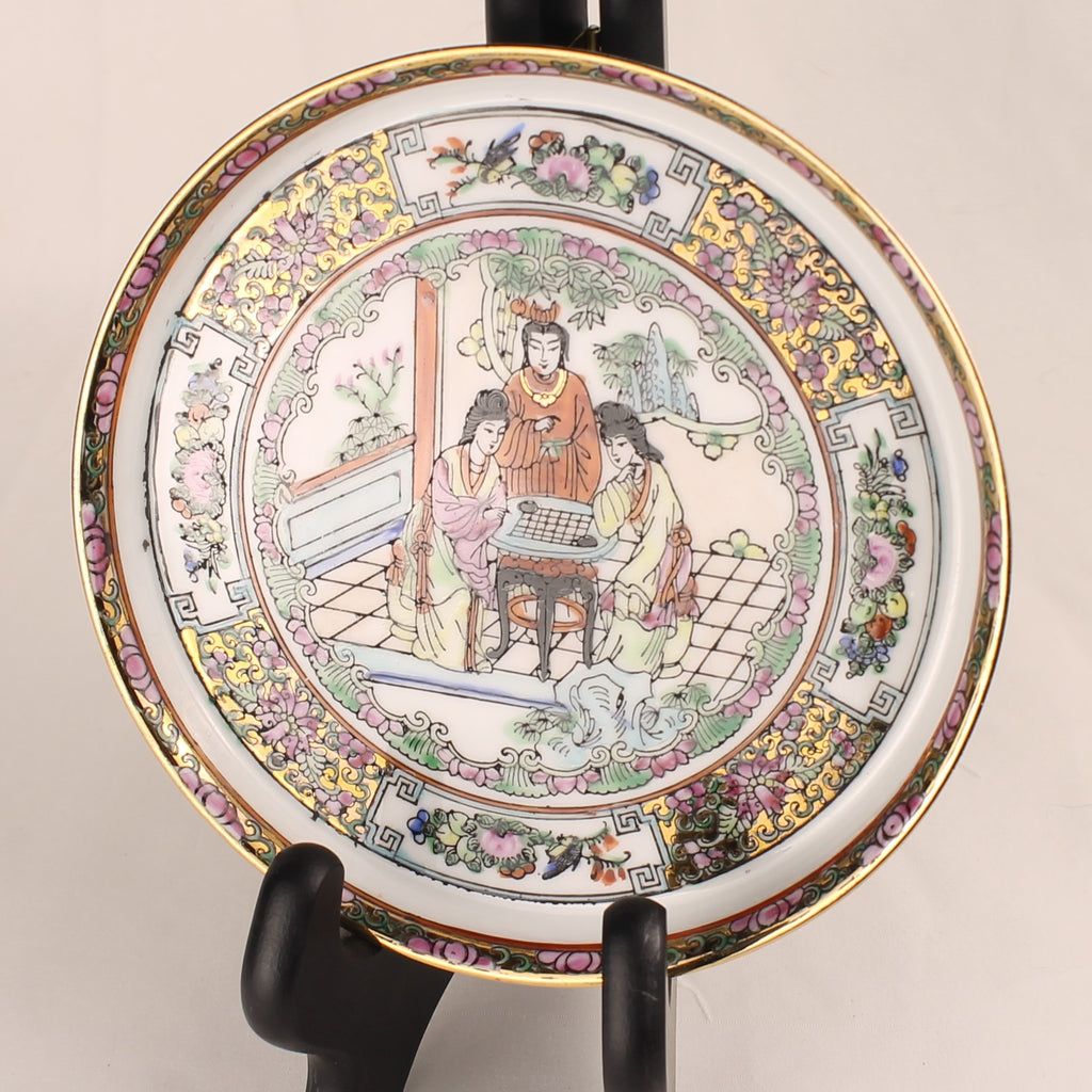 Chinees Porseleinen Schoteltje – Famille Rose met Rose Medallion Stijl