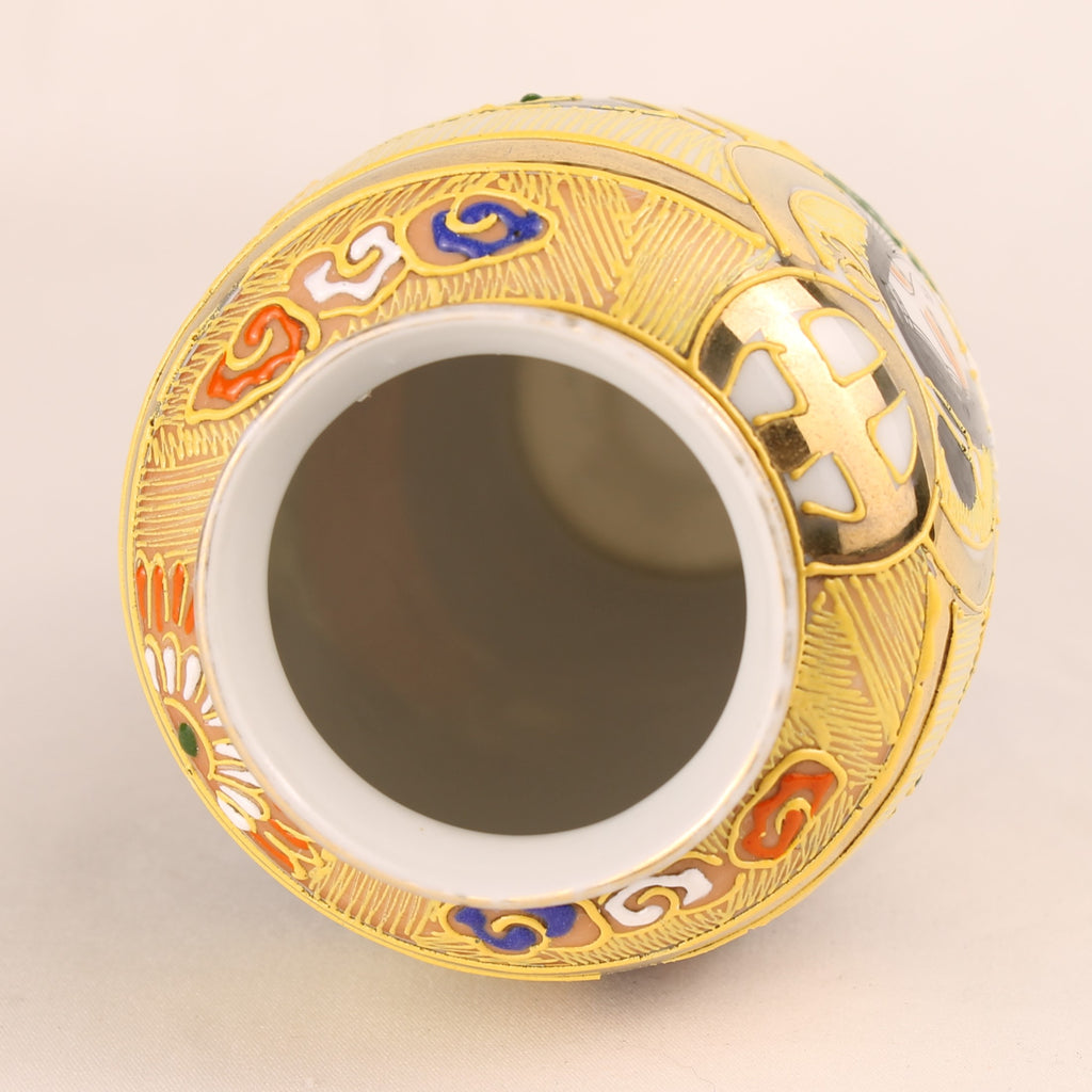 Japanse Satsuma Moriage Vaasje 12.5 cm - Handbeschilderd & Rijk Verguld - ca. 1940–1970