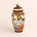 Satsuma stijl dekselvaas met Moriage decor – Japan – handbeschilderd