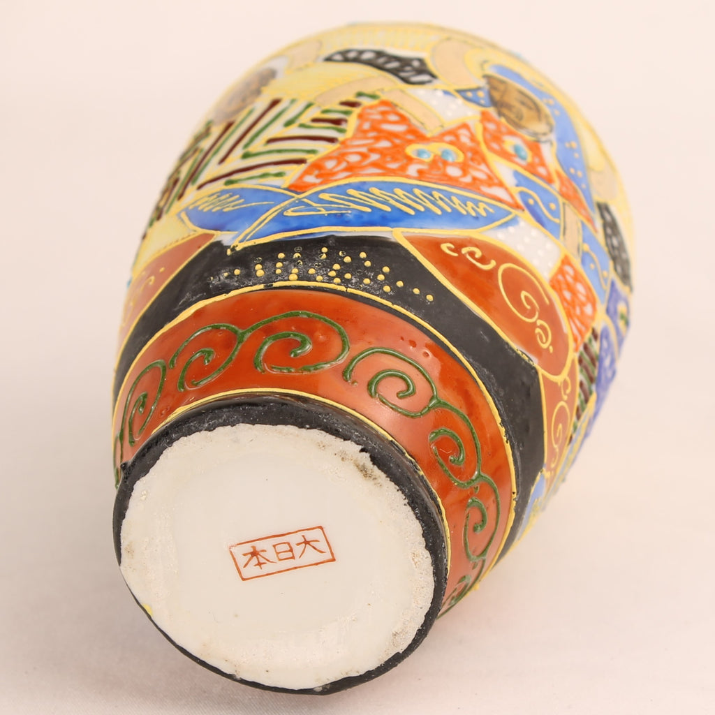 Satsuma stijl dekselvaas met Moriage decor – Japan – handbeschilderd