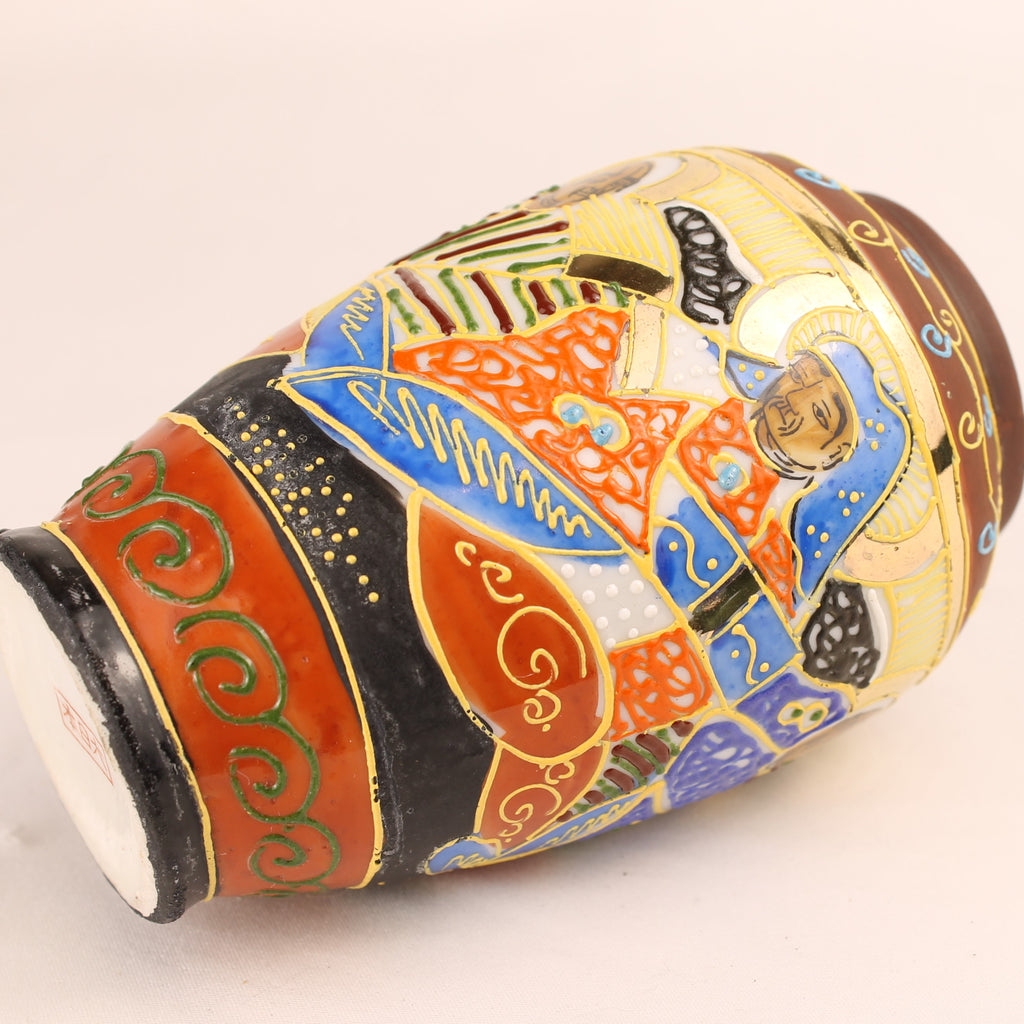 Satsuma stijl dekselvaas met Moriage decor – Japan – handbeschilderd