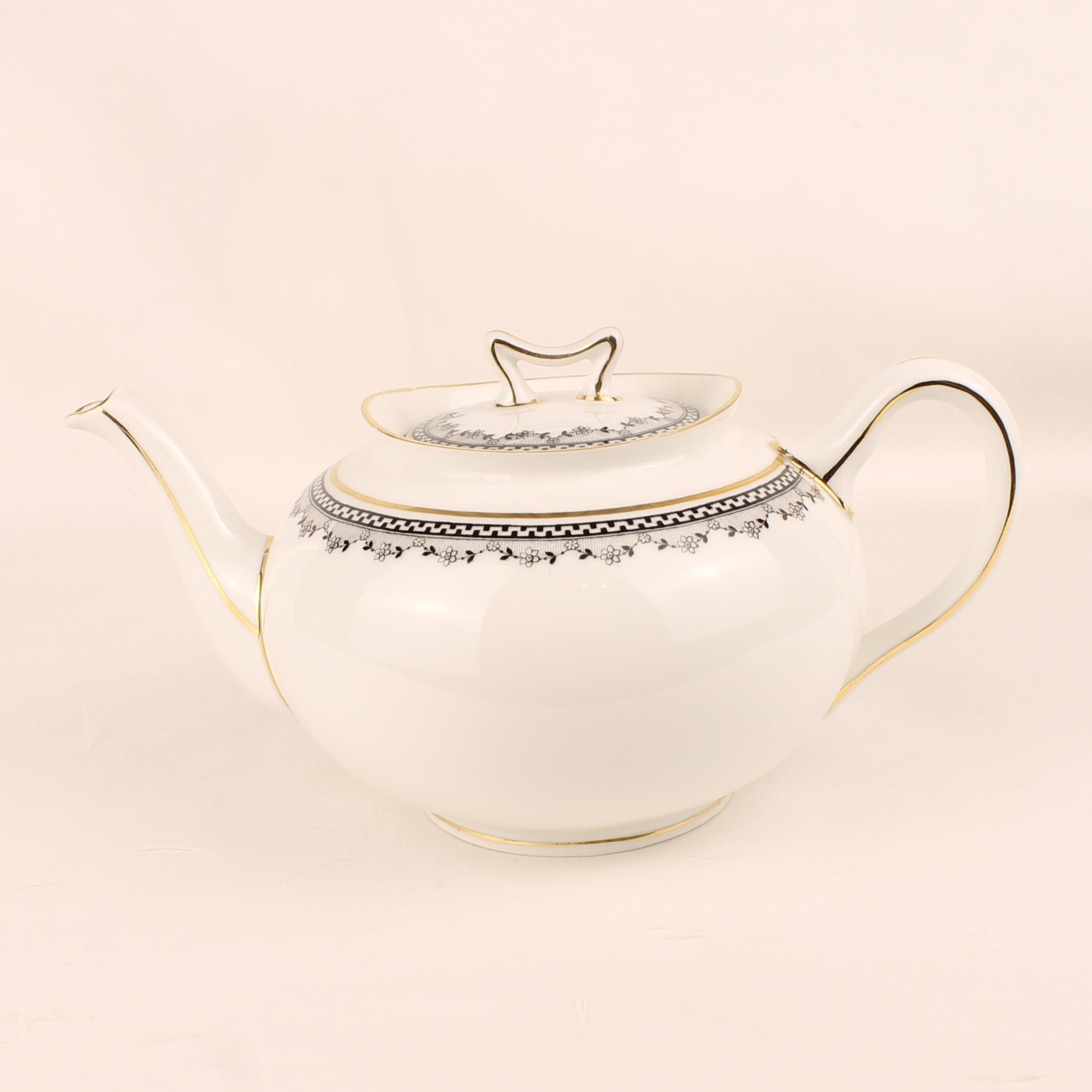 Theepot Paul Müller Selb Bavaria - Zwart Wit Goud Decor