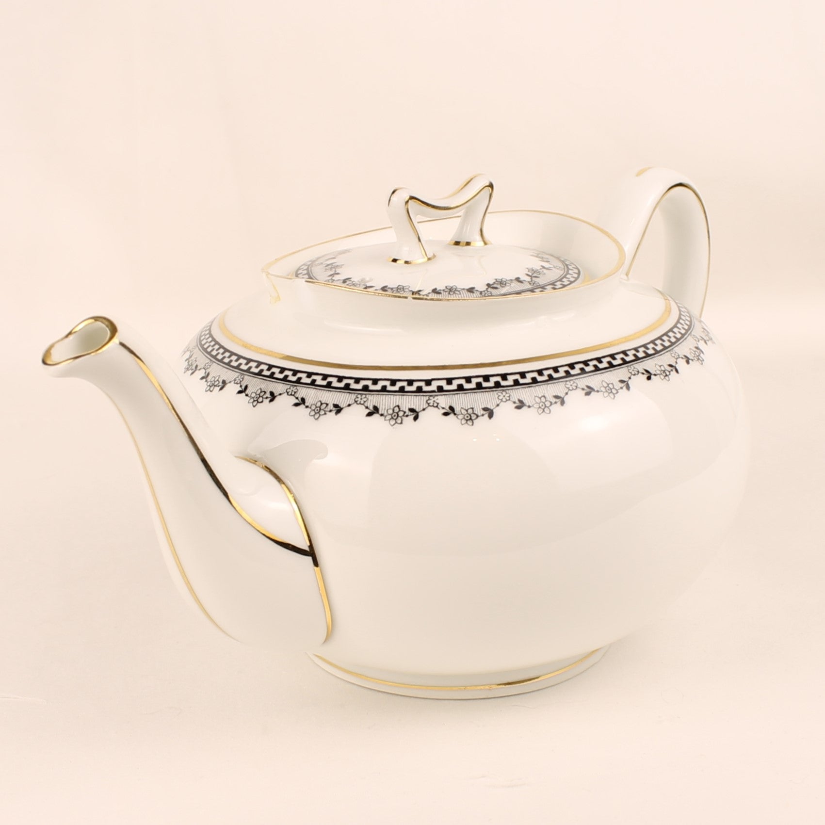 Theepot Paul Müller Selb Bavaria - Zwart Wit Goud Decor
