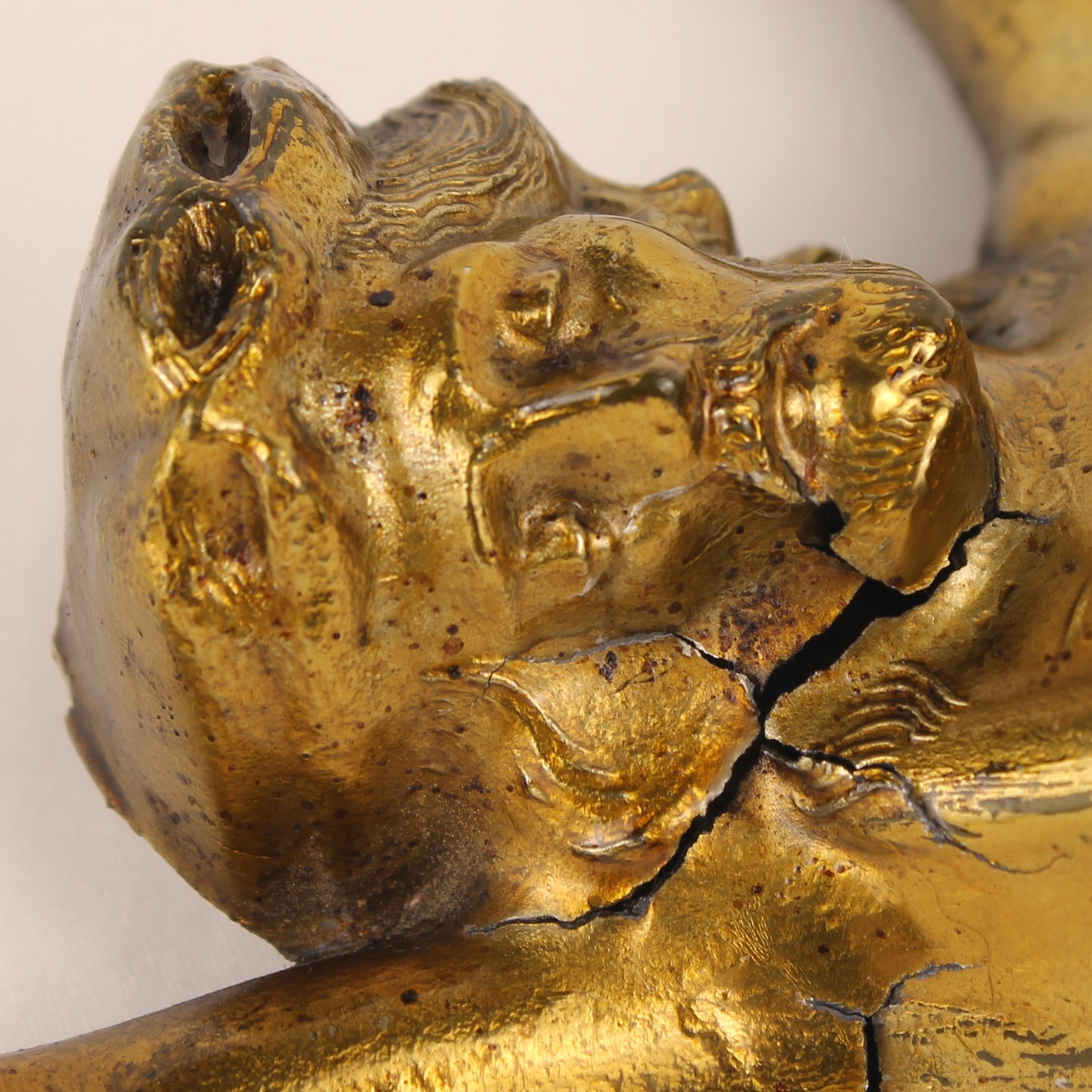 Crucifix met Verguld Corpus ca. 1900-1930 – Origineel Kruis – Doorleefd Karakter