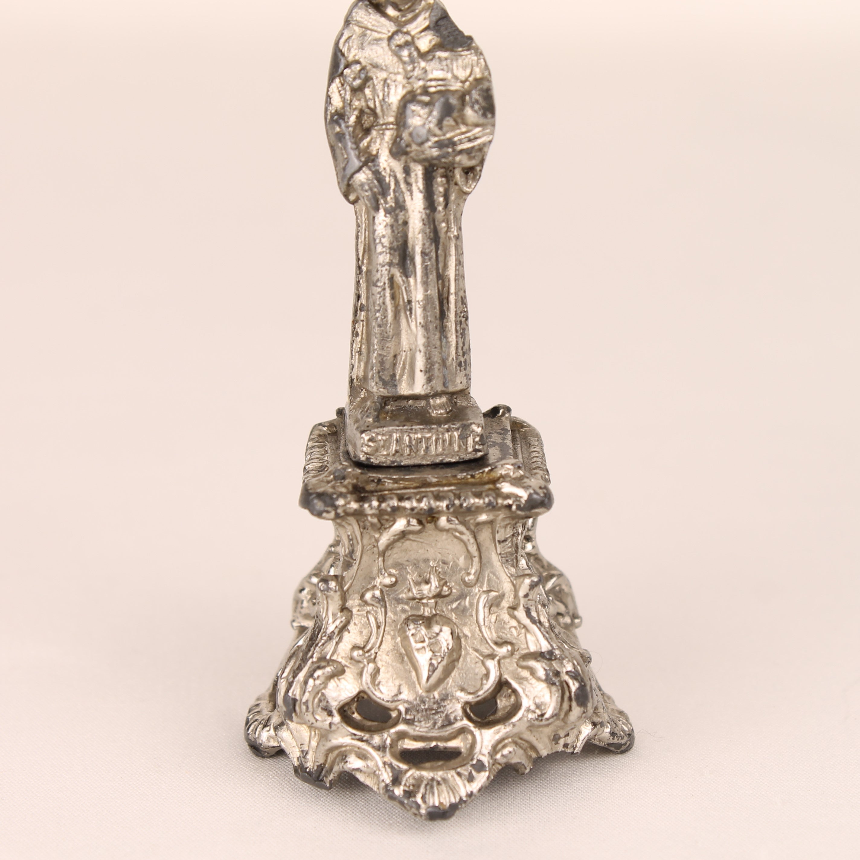St. Antoine Beeldje op Sierlijke Voet - Metaal Devotioneel Object