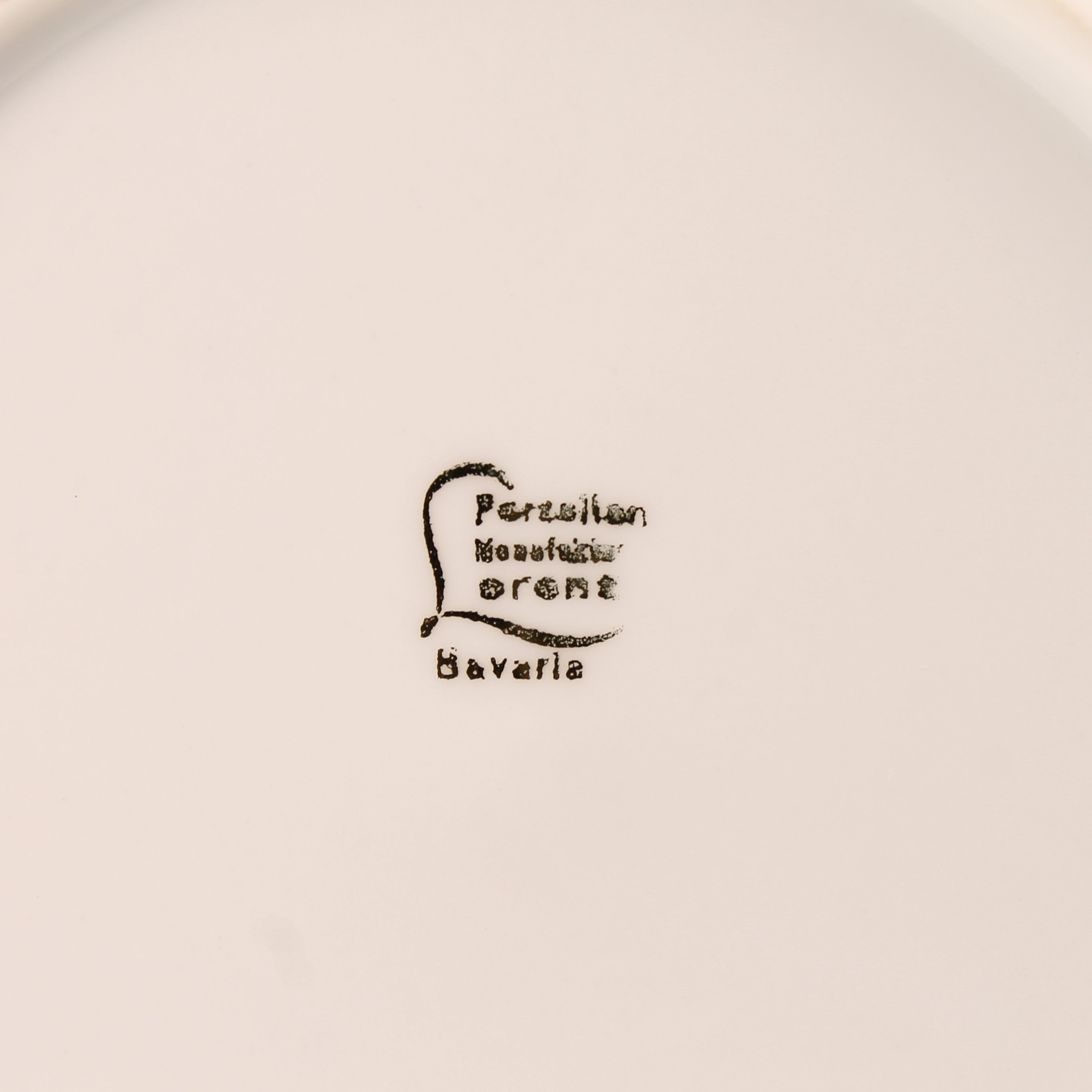 Religieuze porseleinen set Lorenz Bavaria – kop, schotel en bord met engelen en eucharistisch decor