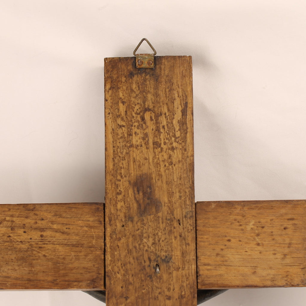 Houten Wandkruis met Metalen Corpus – Groot Formaat 40 cm – Katholiek