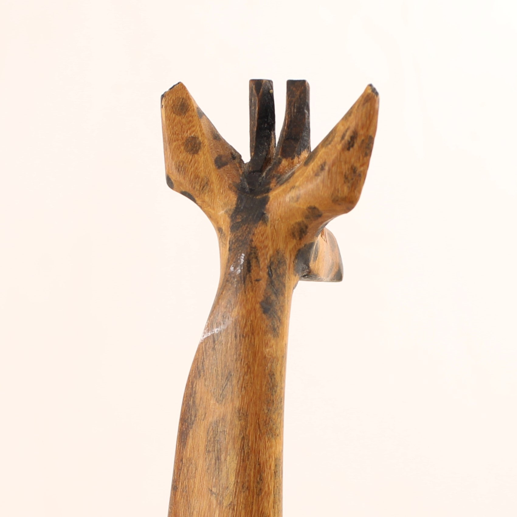 Handgesneden Houten Giraffe – Afrikaans Beeld ca. 30 cm