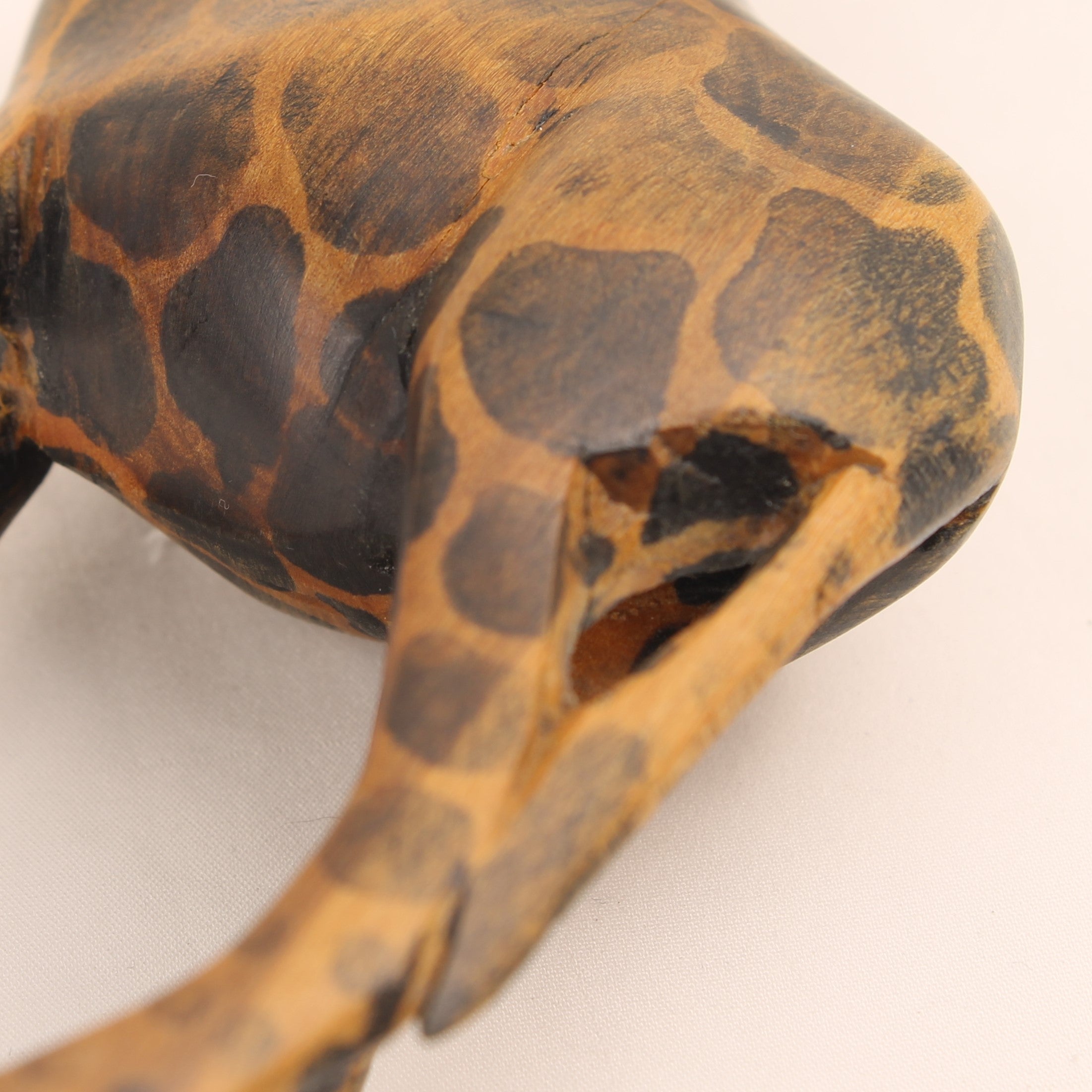Handgesneden Houten Giraffe – Afrikaans Beeld ca. 30 cm