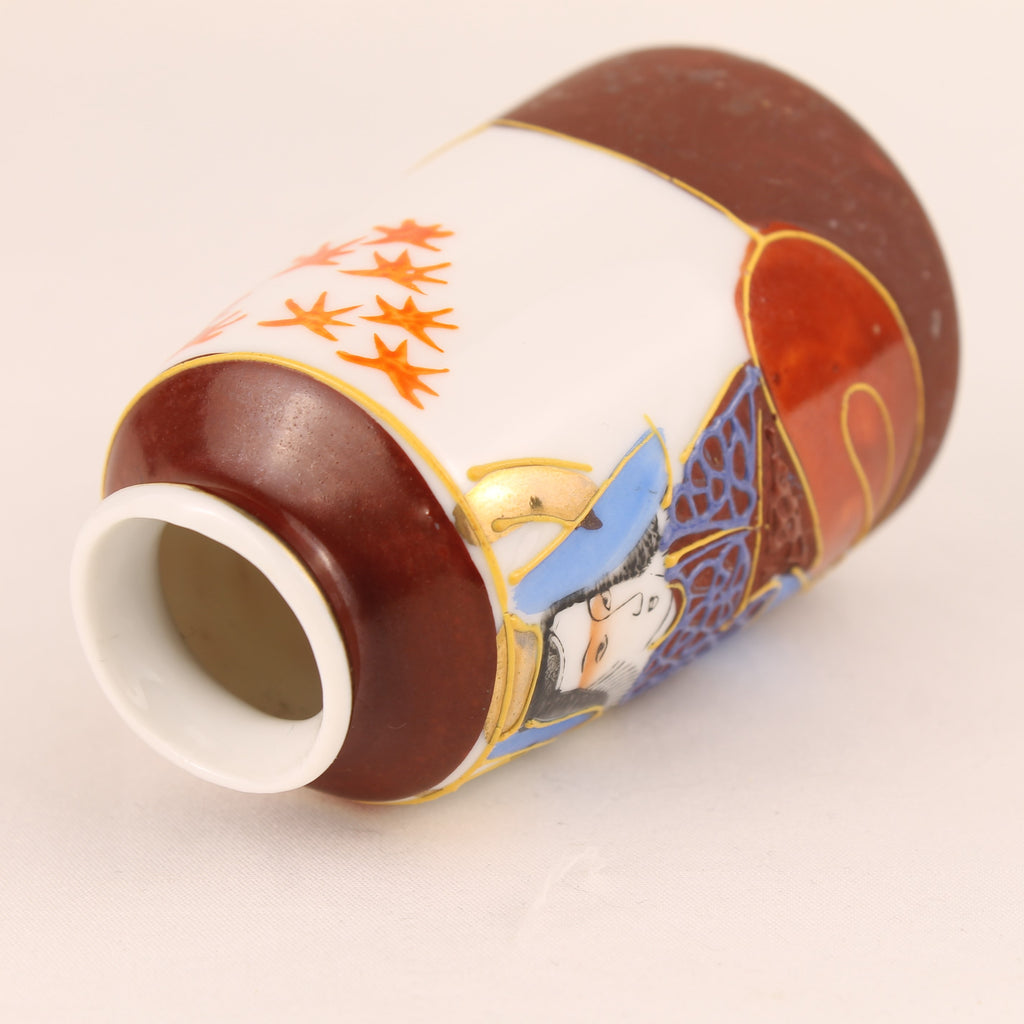 Japans Satsuma Stijl Vaasje – Moriage Decoratie – Geisha – 9,5 cm