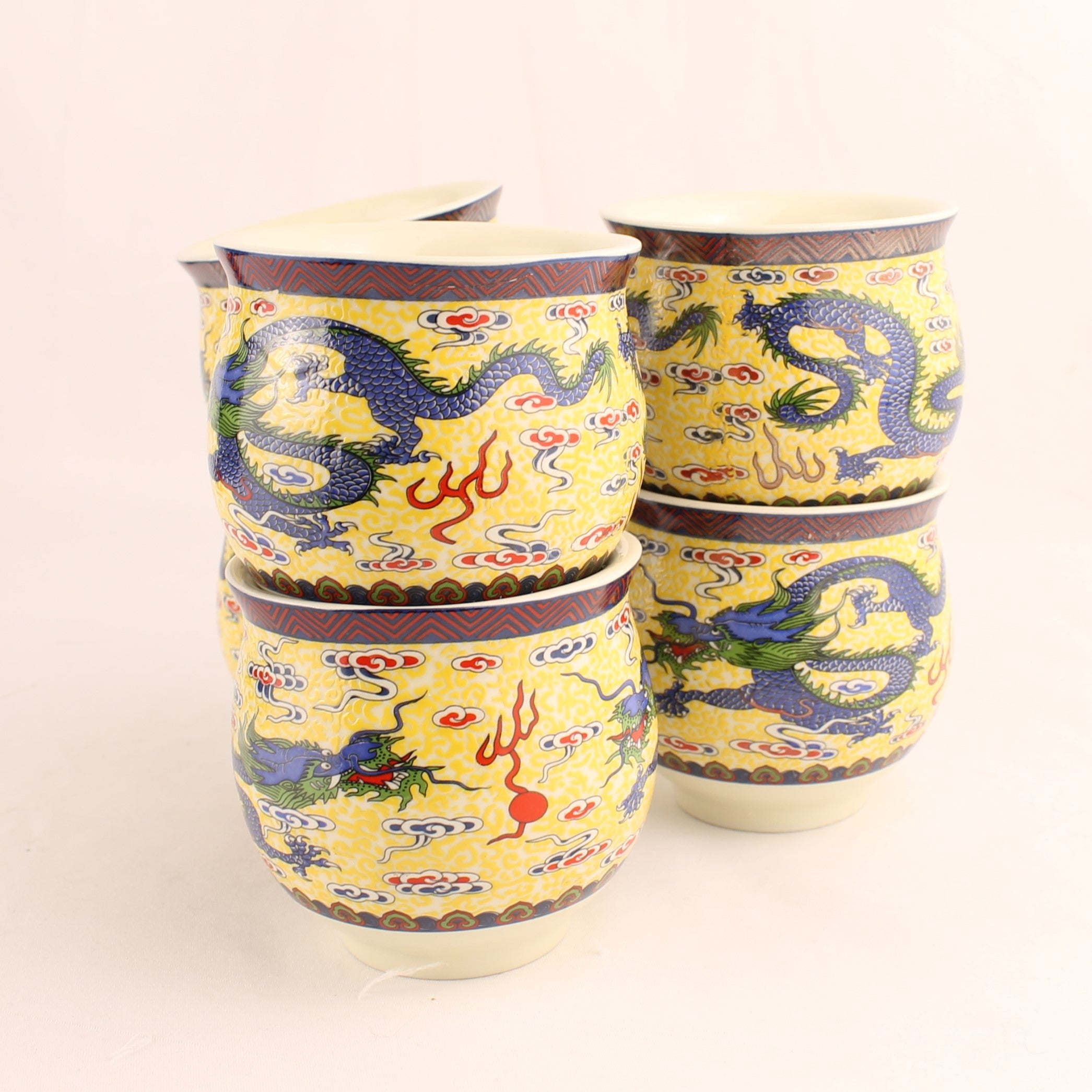 Chinese Porseleinen Kopjes met Draakdecor (6) – Gele Emaille – Dubbelwandig