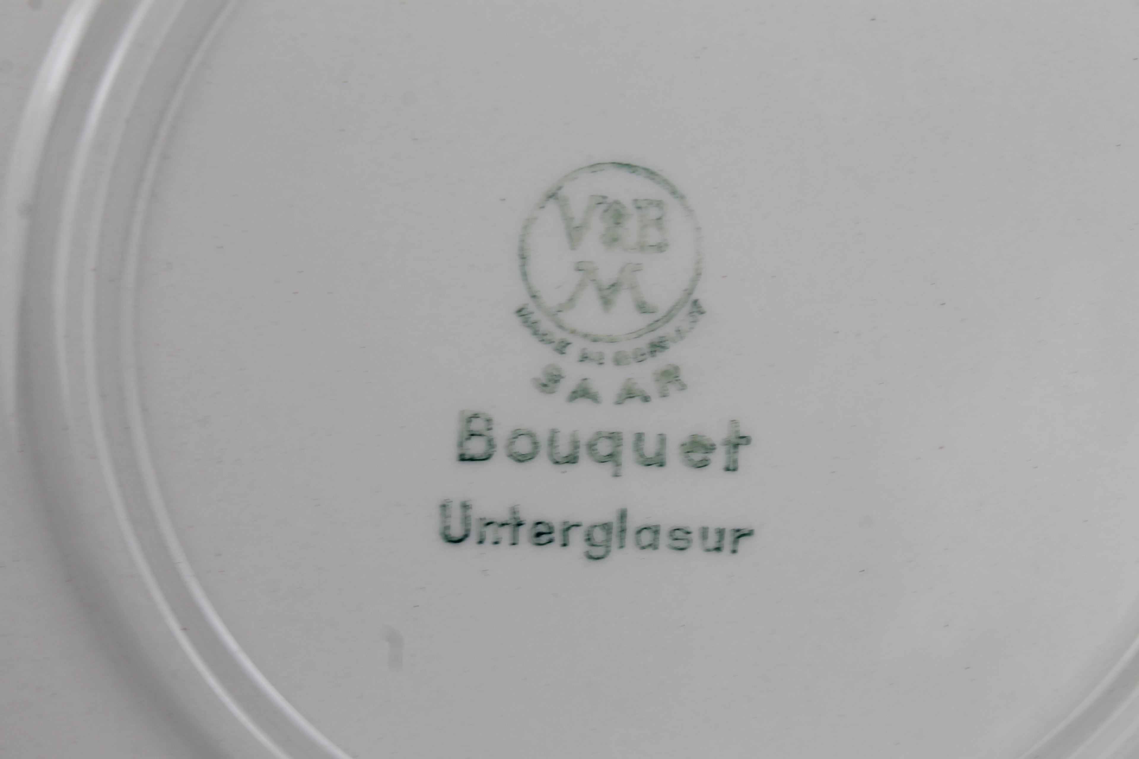 Villeroy & Boch “Bouquet” Schoteltjes (Set van 2) – Saar, ca. 1950–1960