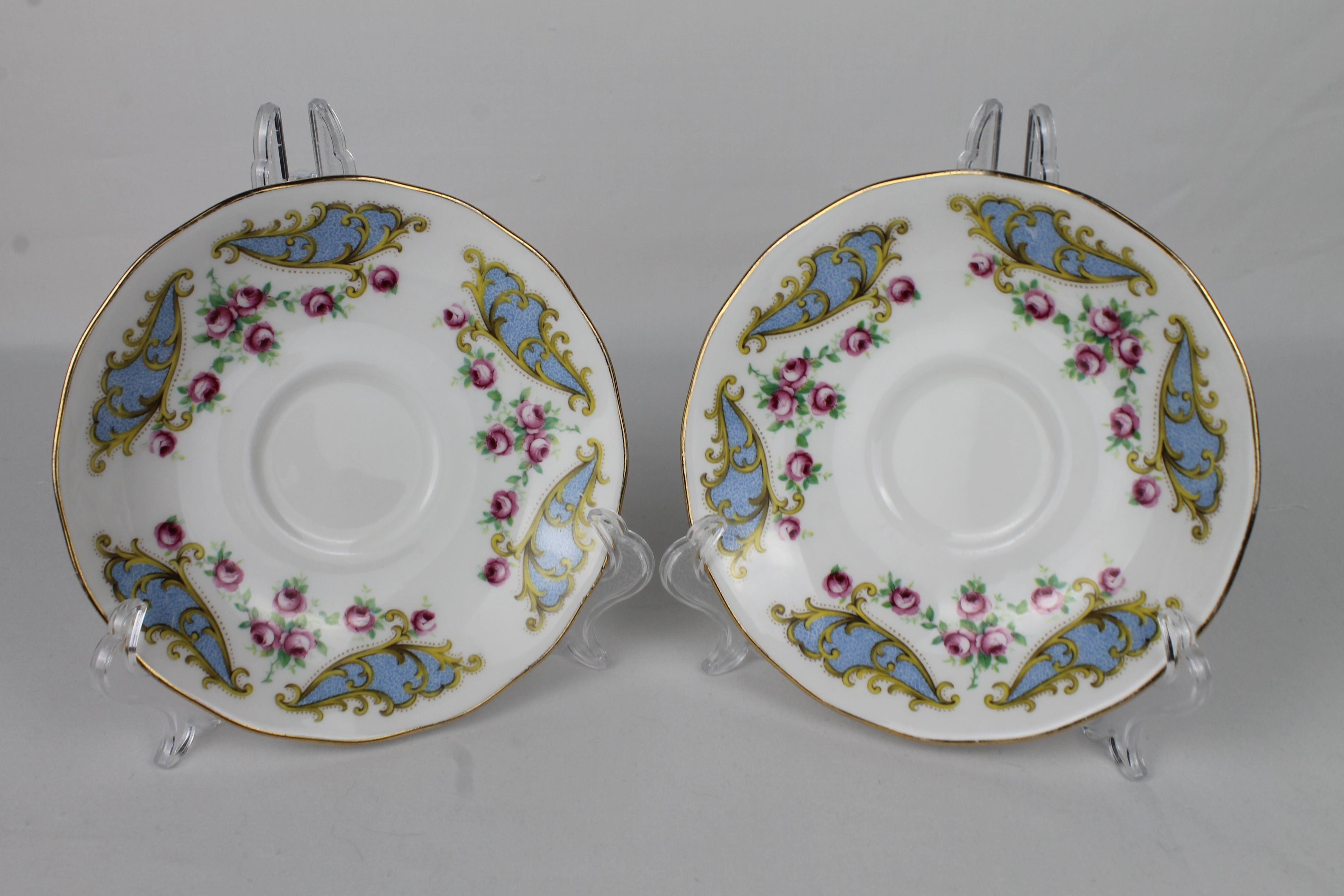 Gainsborough Bone China Schoteltjes - H67 - 6/9 - Roosjes & Goud Decor - Set (2)