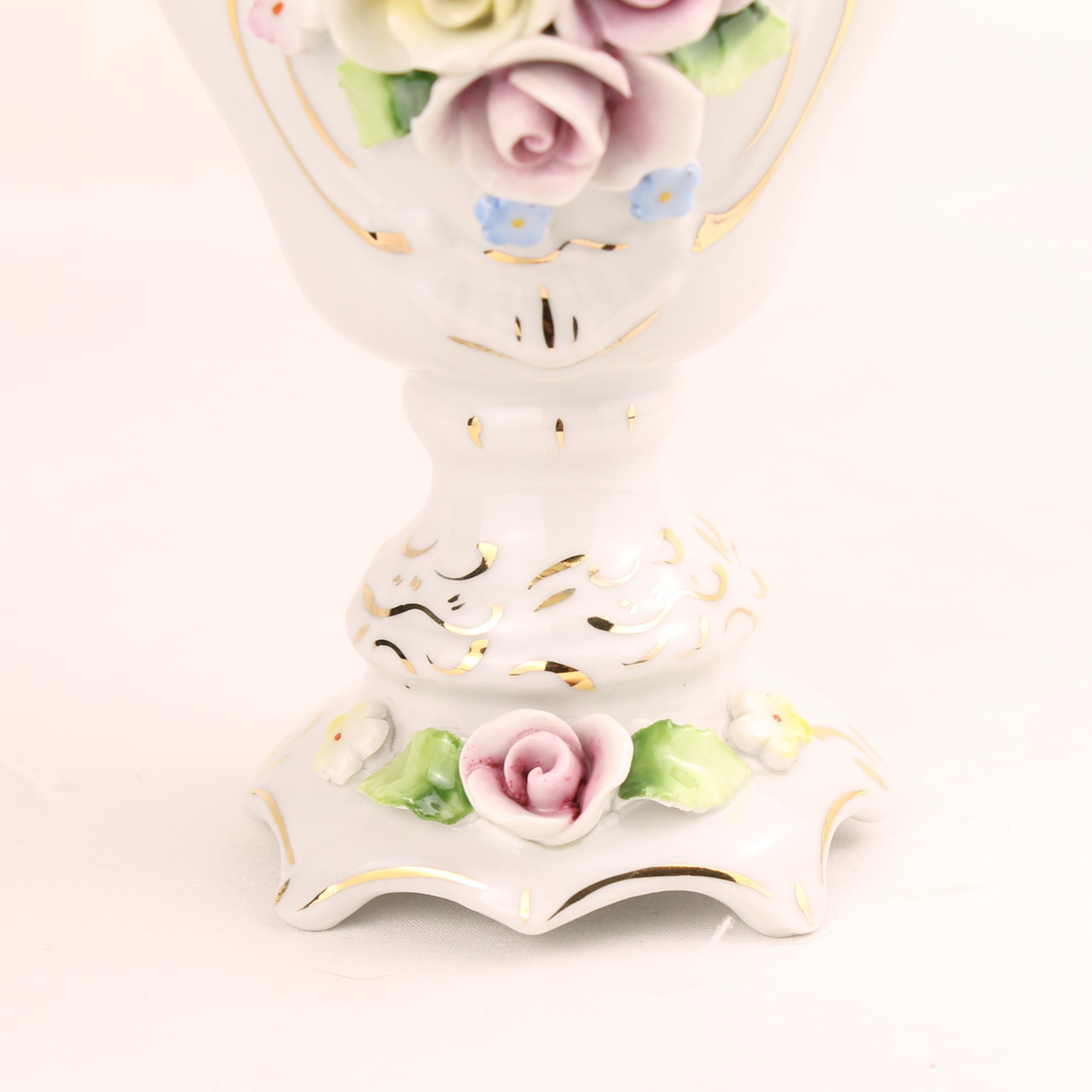 OK & Co Germany - Porseleinen dekselvaas - Rozen Appliqué Goud Decor
