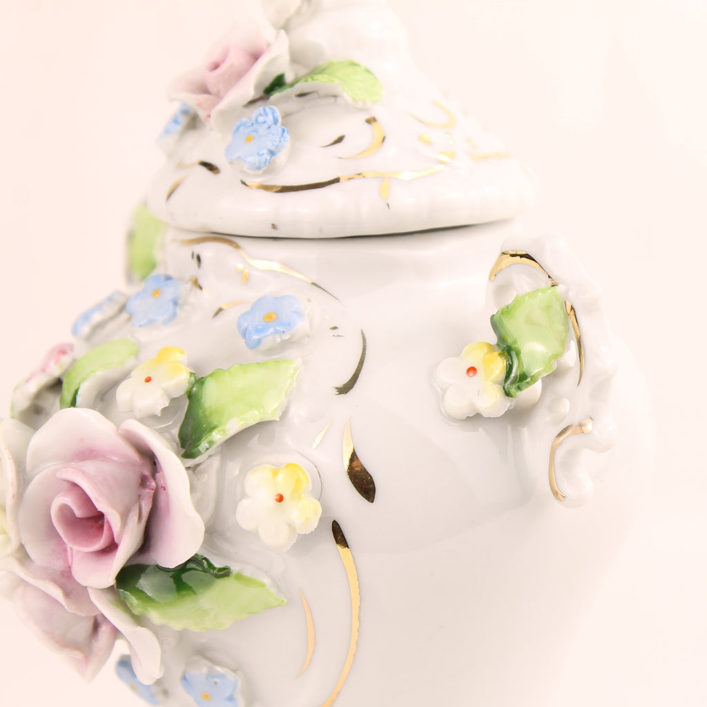 OK & Co Germany - Porseleinen dekselvaas - Rozen Appliqué Goud Decor